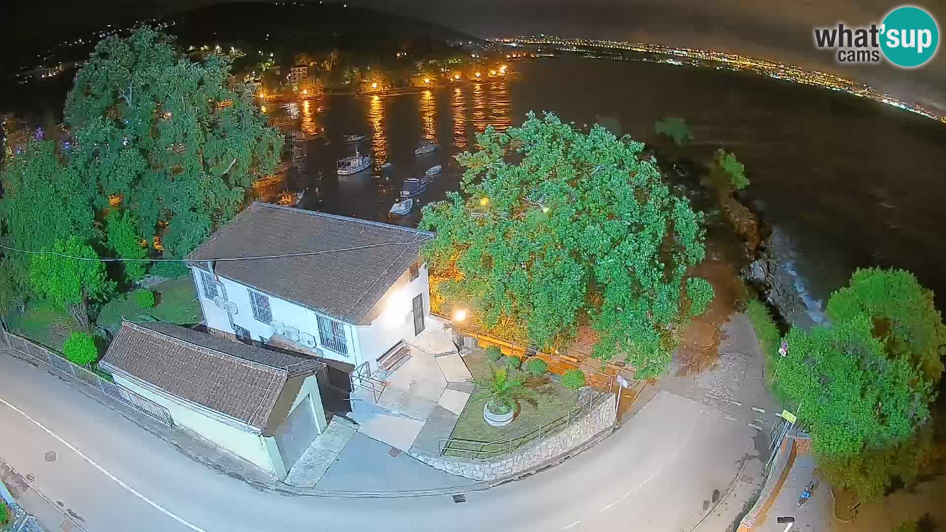 Webcam puerto de Ika – Vista en directo y luces de Opatija