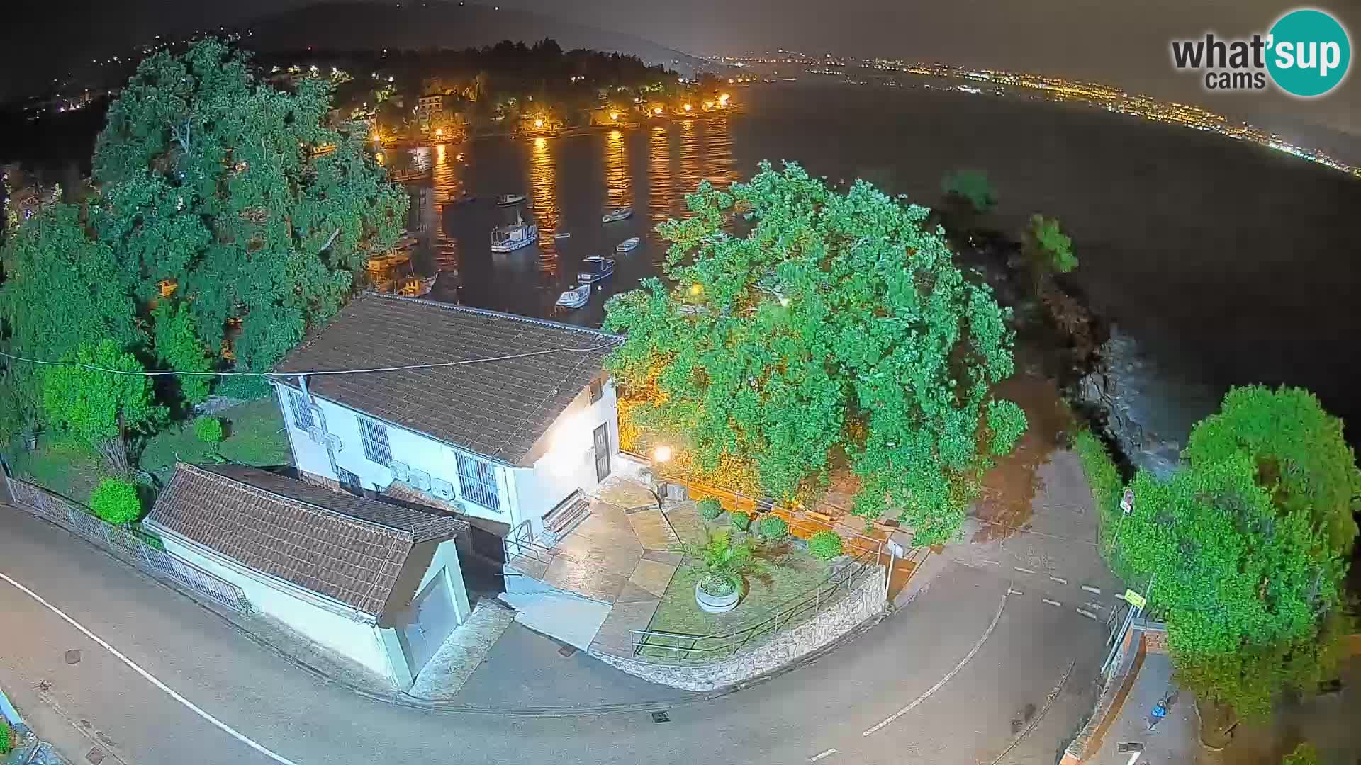 Webcam porto Ika – Vista LIVE sul porto e le luci di Opatija