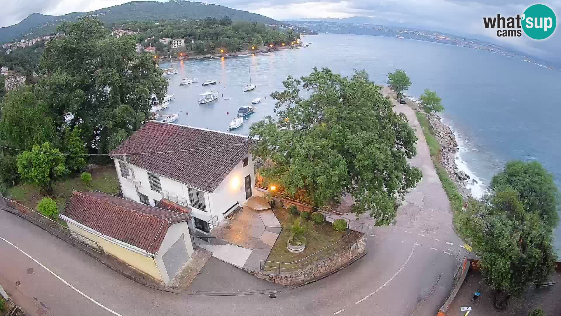 Webcam porto Ika – Vista LIVE sul porto e le luci di Opatija