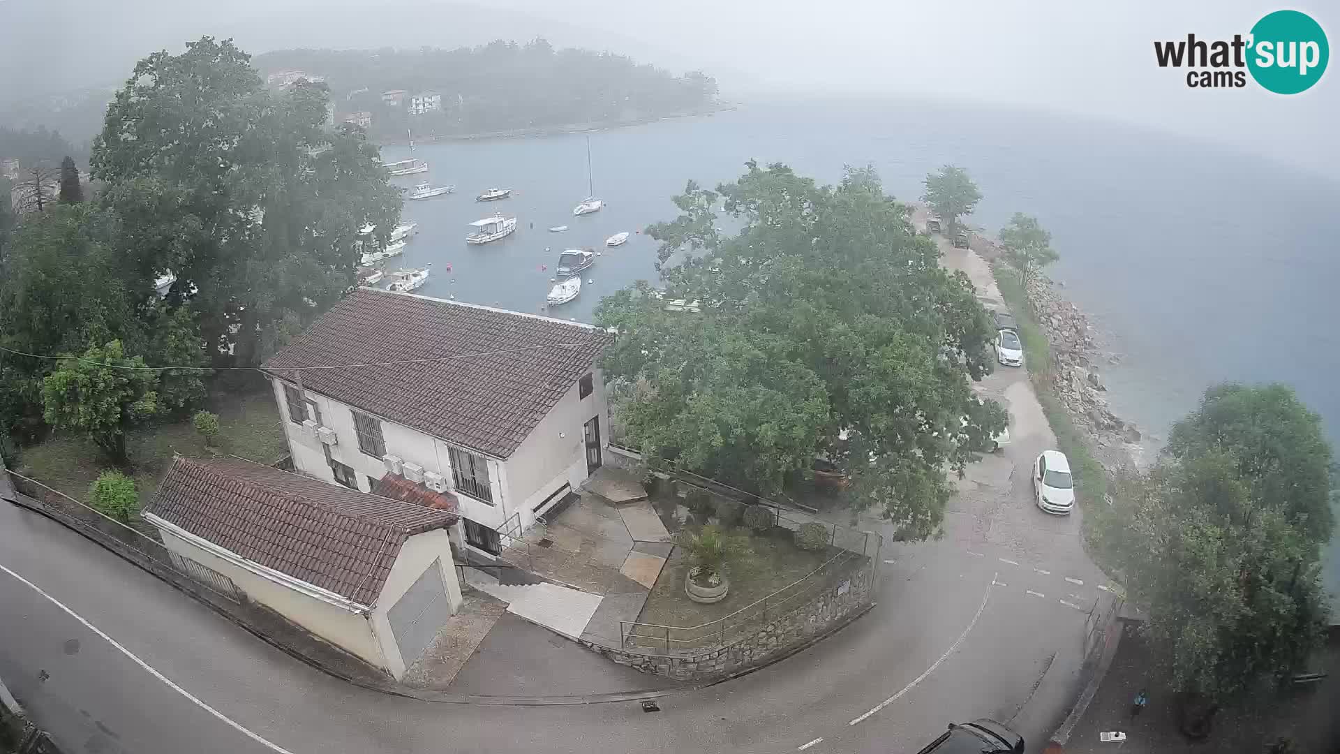 Ika Harbor Webcam – LIVE View of the Harbor and Opatija Lights