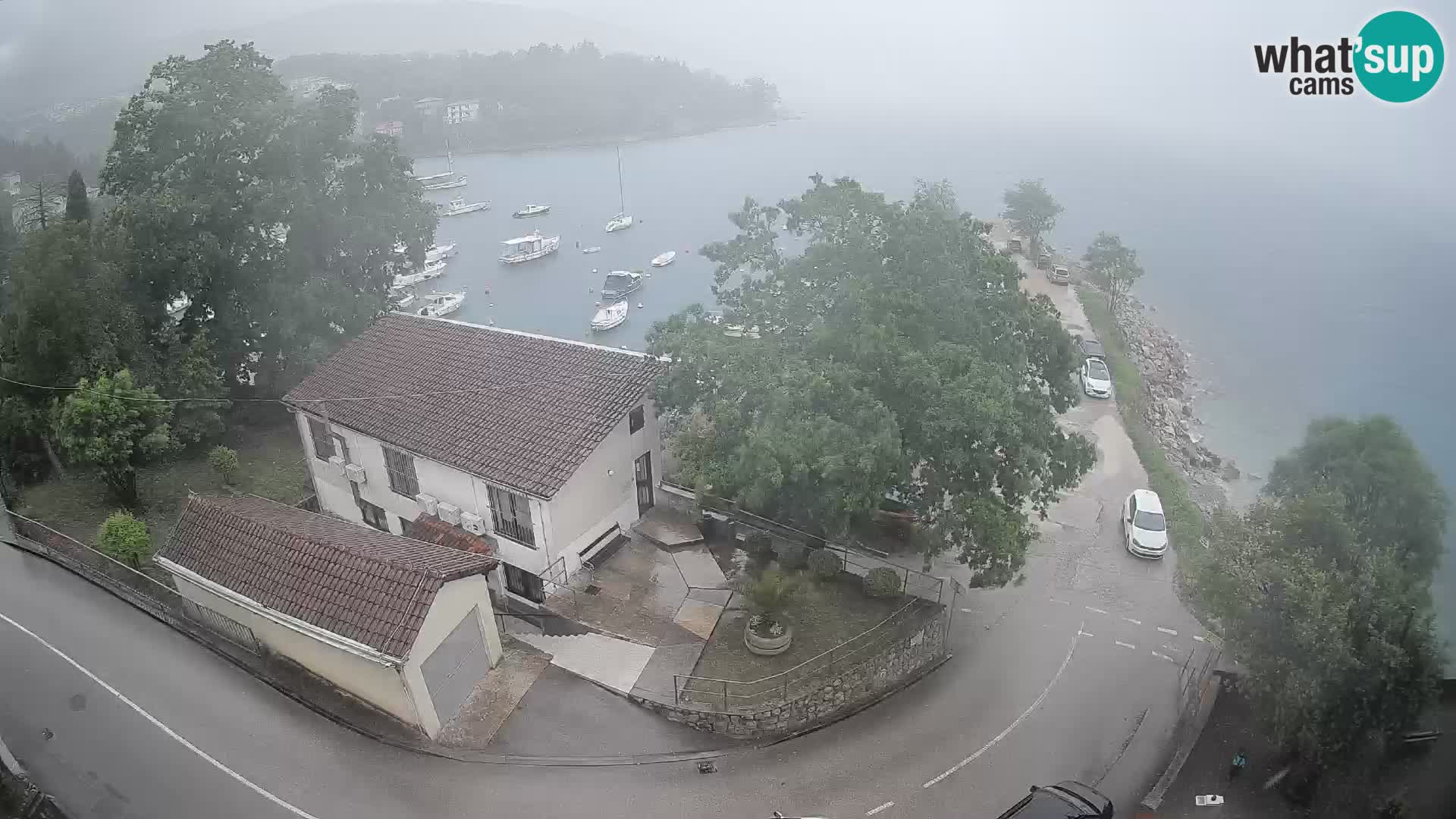 Ika Harbor Webcam – LIVE View of the Harbor and Opatija Lights