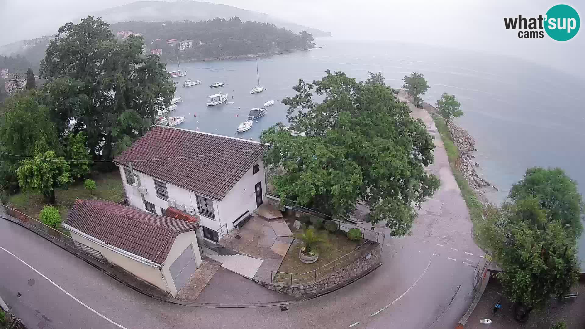 Ika Harbor Webcam – LIVE View of the Harbor and Opatija Lights