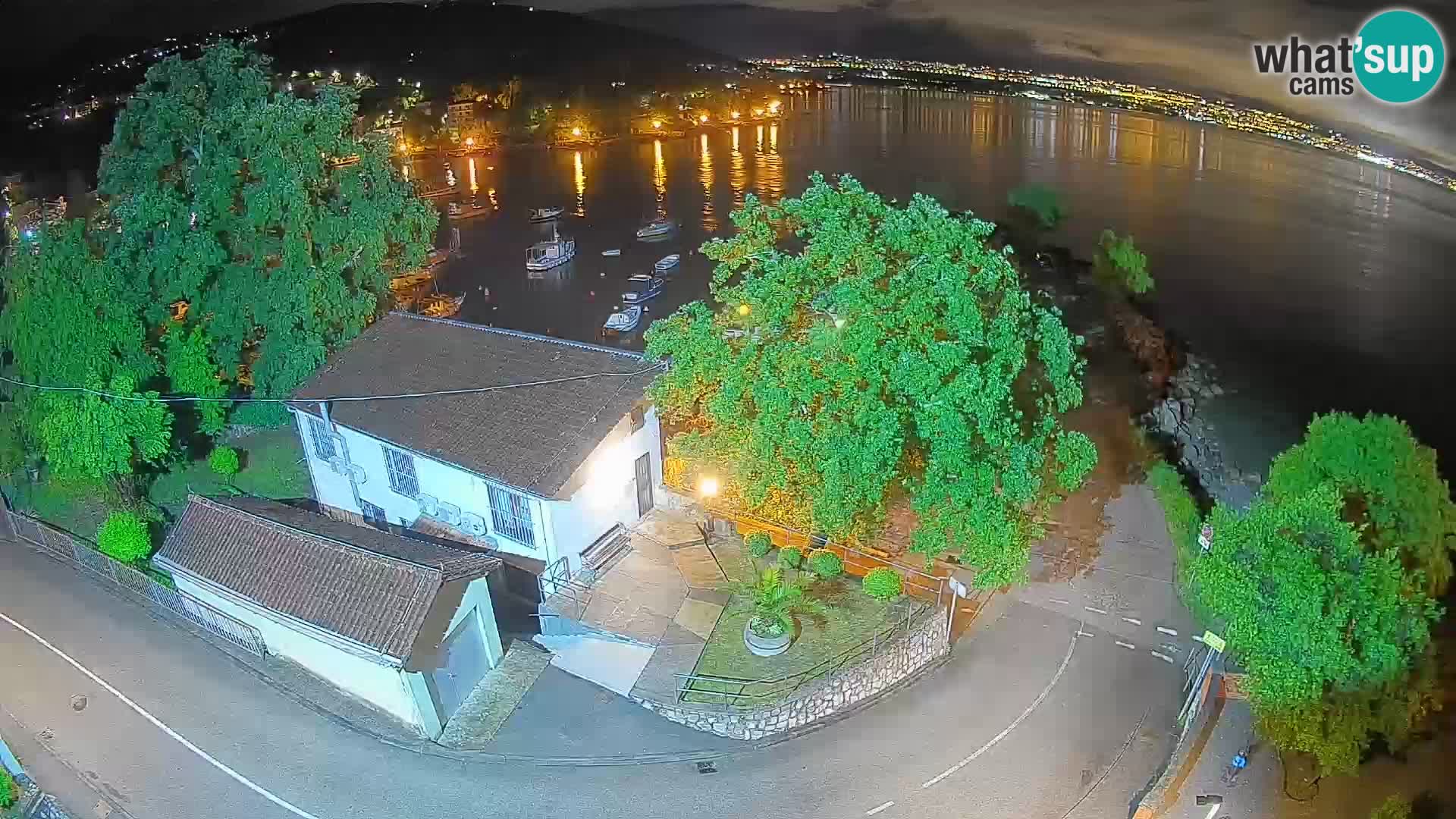 Webcam puerto de Ika – Vista en directo y luces de Opatija