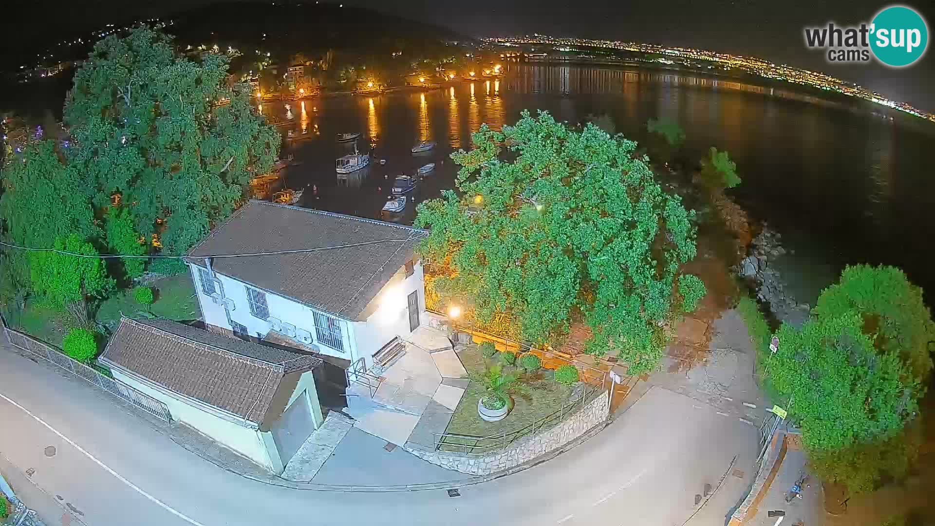 Webcam puerto de Ika – Vista en directo y luces de Opatija