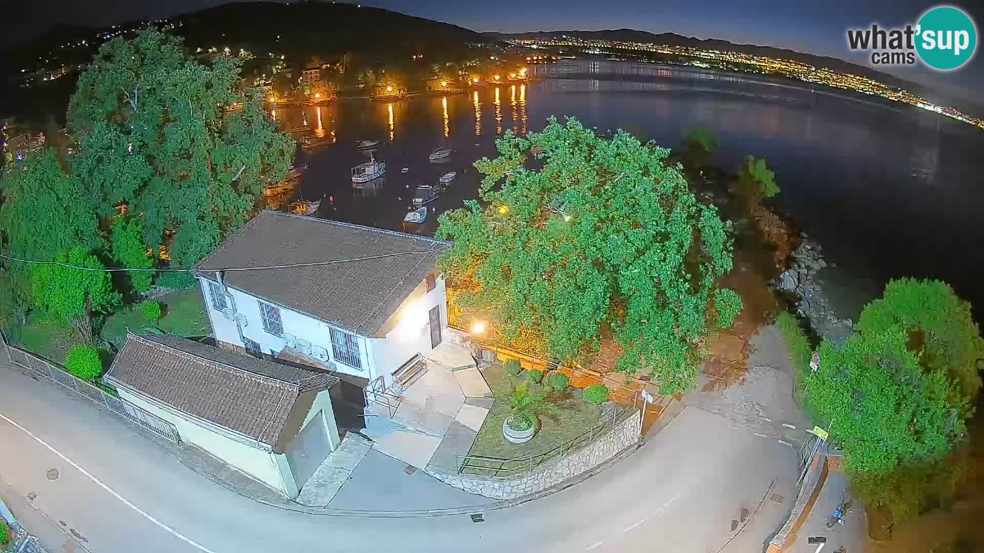 Webcam puerto de Ika – Vista en directo y luces de Opatija