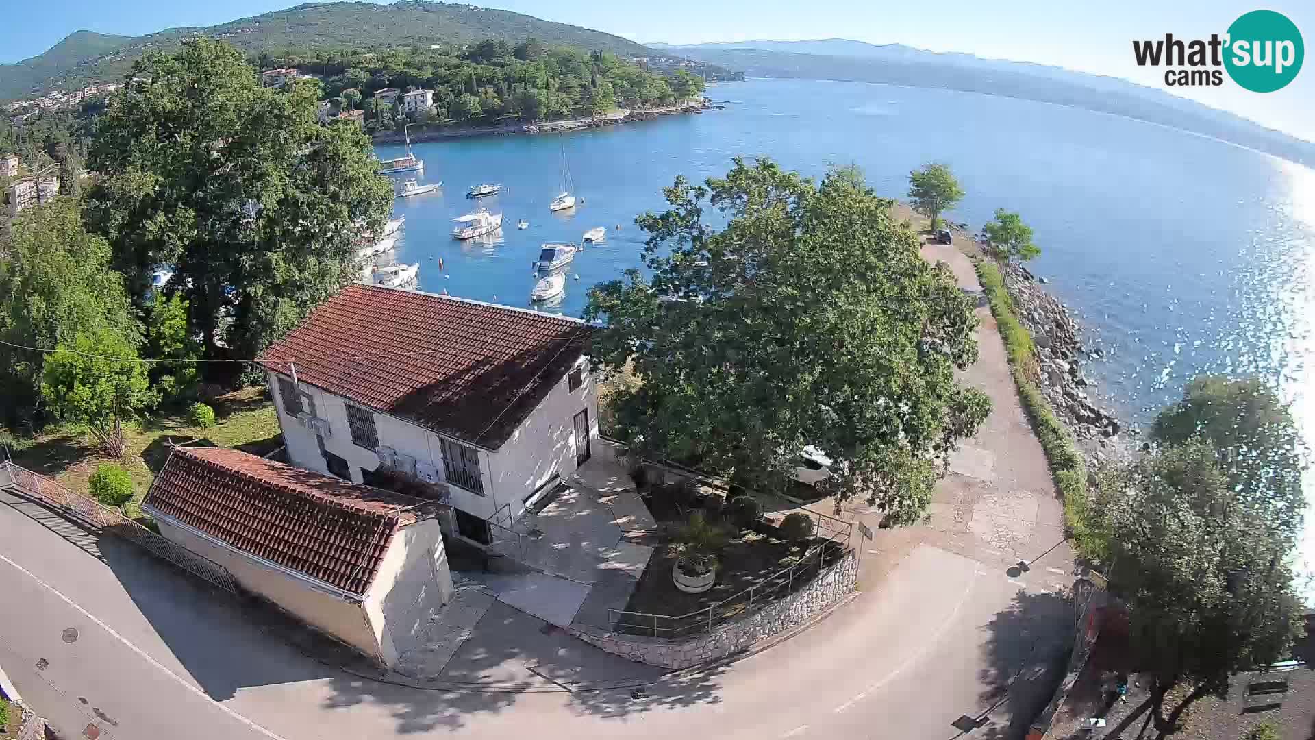 Ika Harbor Webcam – LIVE View of the Harbor and Opatija Lights
