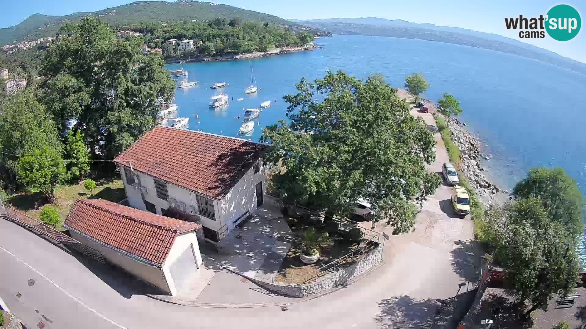 Ika Harbor Webcam – LIVE View of the Harbor and Opatija Lights