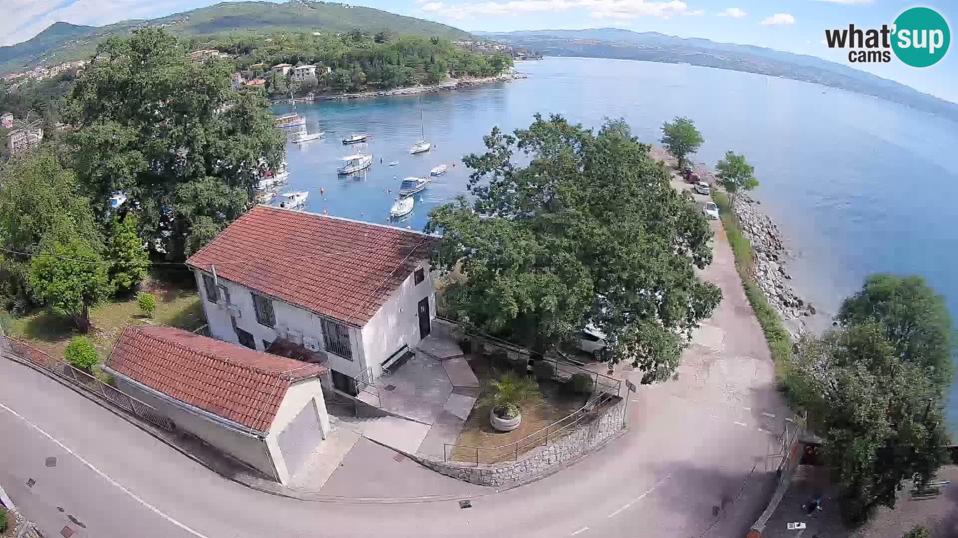 Ika Harbor Webcam – LIVE View of the Harbor and Opatija Lights