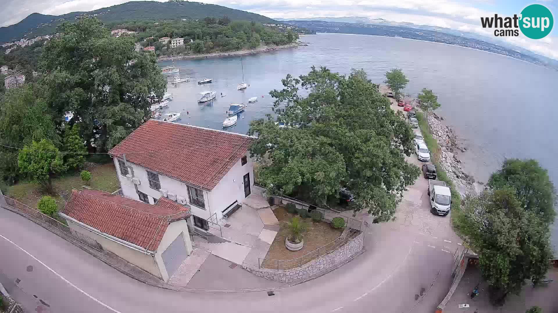 Ika Harbor Webcam – LIVE View of the Harbor and Opatija Lights