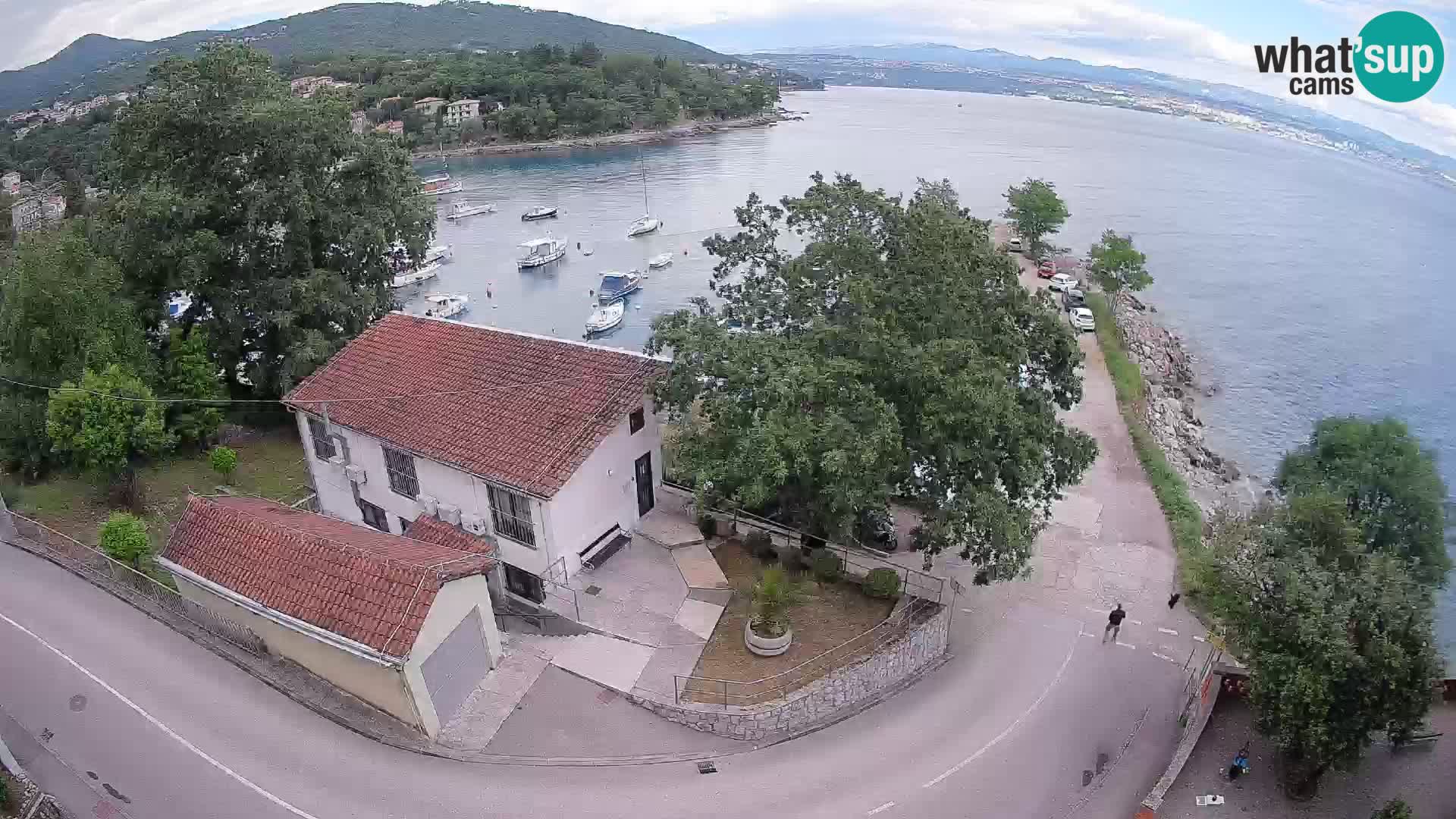 Ika Harbor Webcam – LIVE View of the Harbor and Opatija Lights