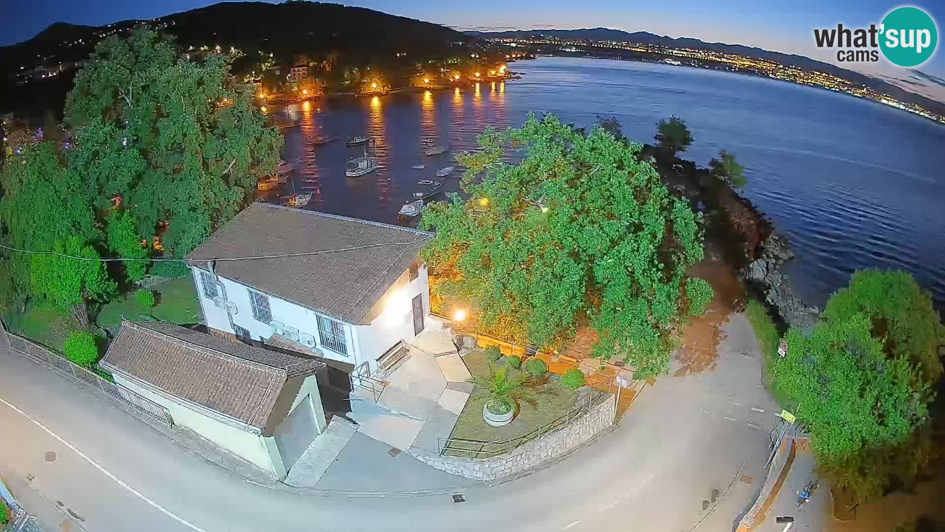 Webcam porto Ika – Vista LIVE sul porto e le luci di Opatija