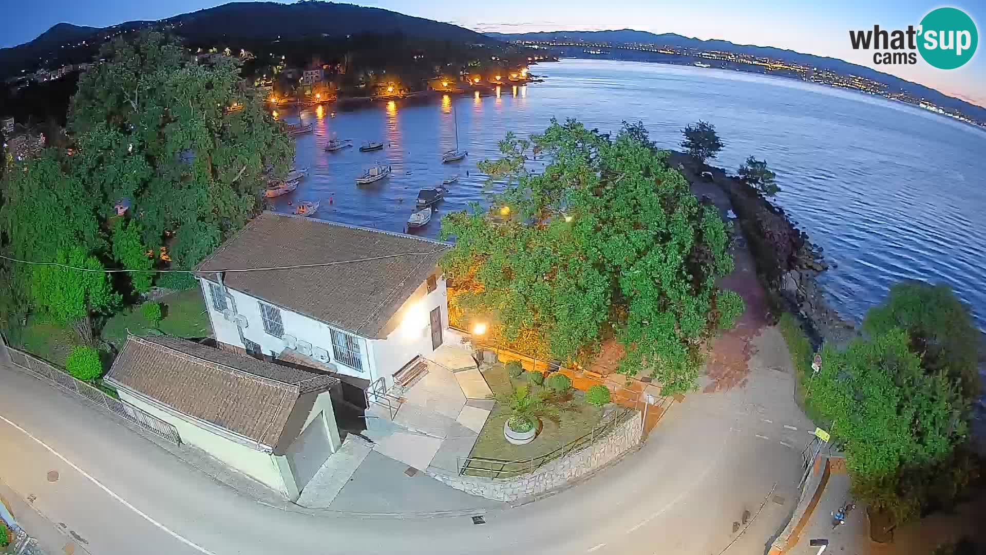 Webcam puerto de Ika – Vista en directo y luces de Opatija