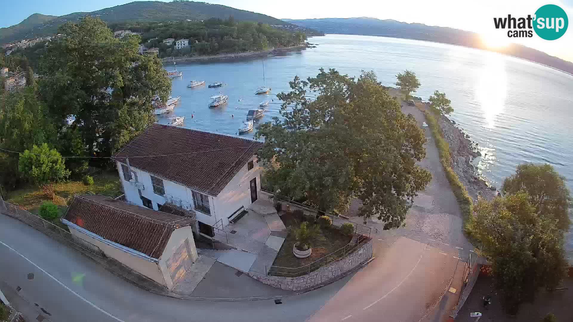 Webcam puerto de Ika – Vista en directo y luces de Opatija
