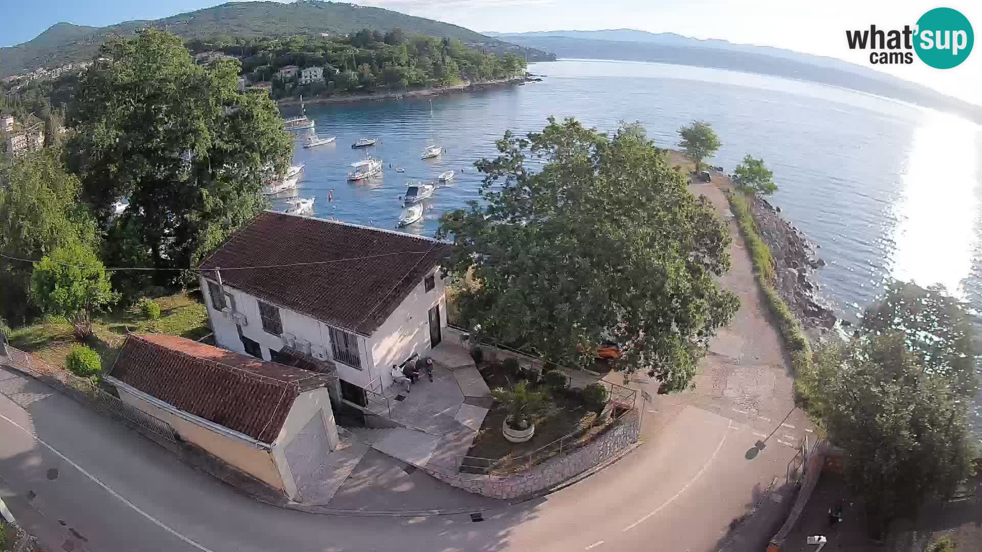 Ika Harbor Webcam – LIVE View of the Harbor and Opatija Lights