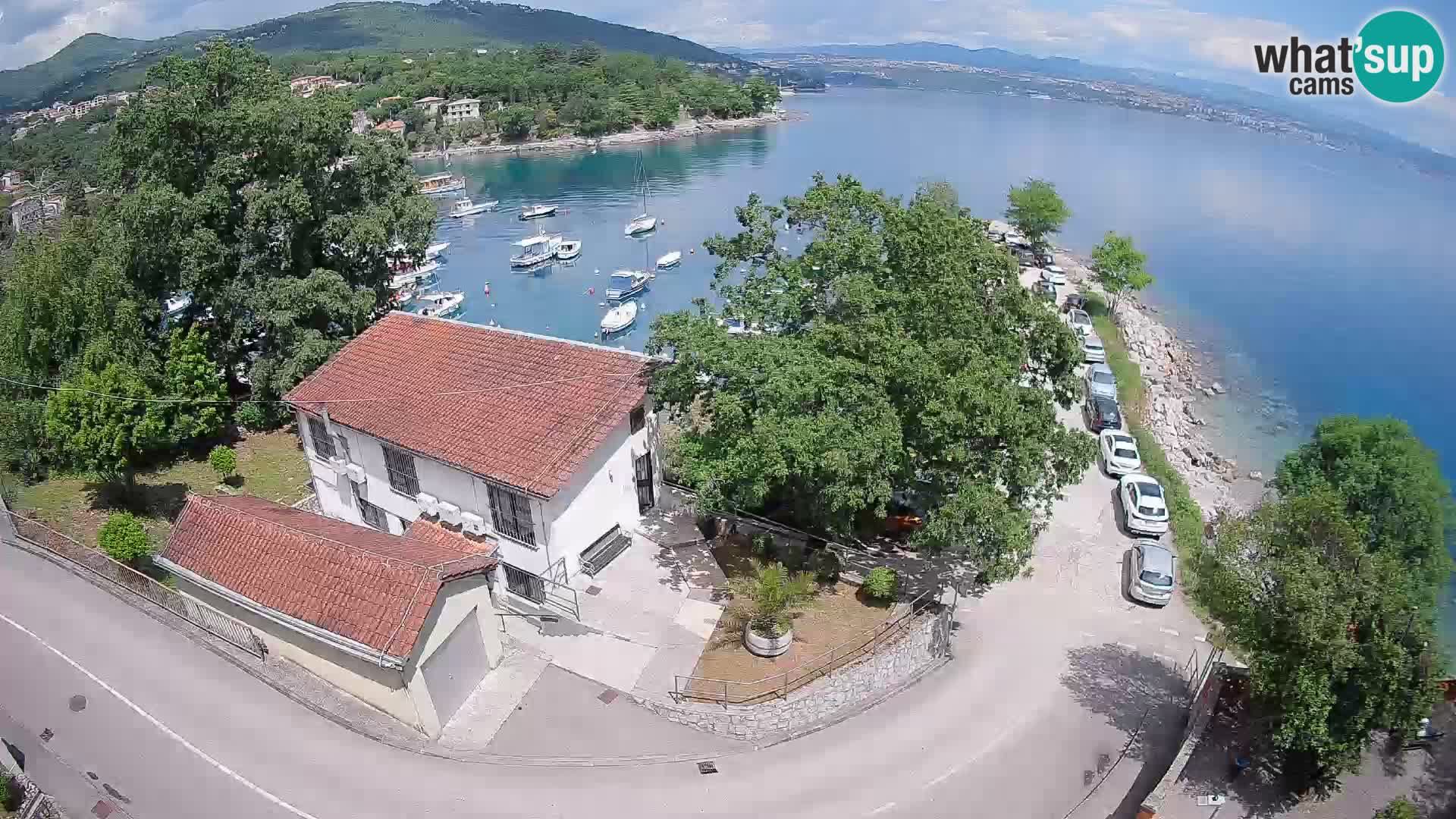 Ika Harbor Webcam – LIVE View of the Harbor and Opatija Lights