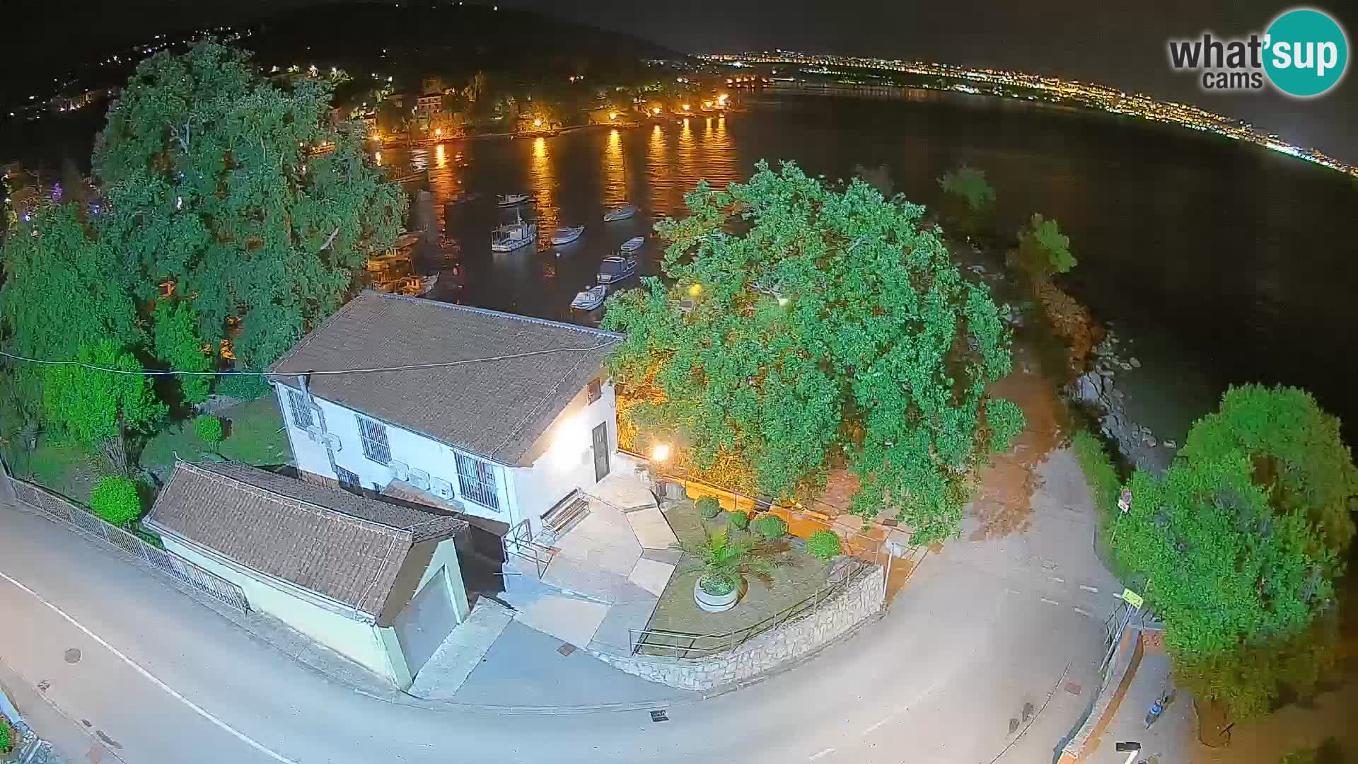 Webcam puerto de Ika – Vista en directo y luces de Opatija