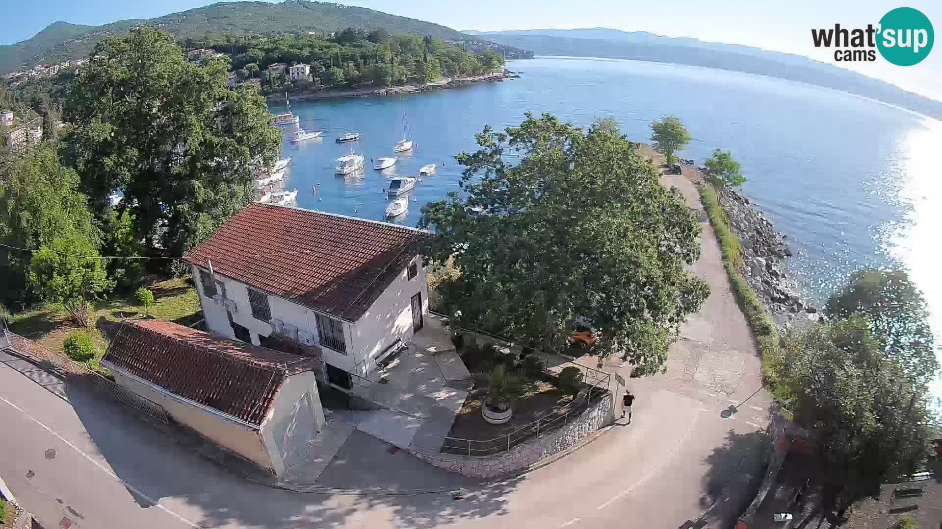 Ika Harbor Webcam – LIVE View of the Harbor and Opatija Lights