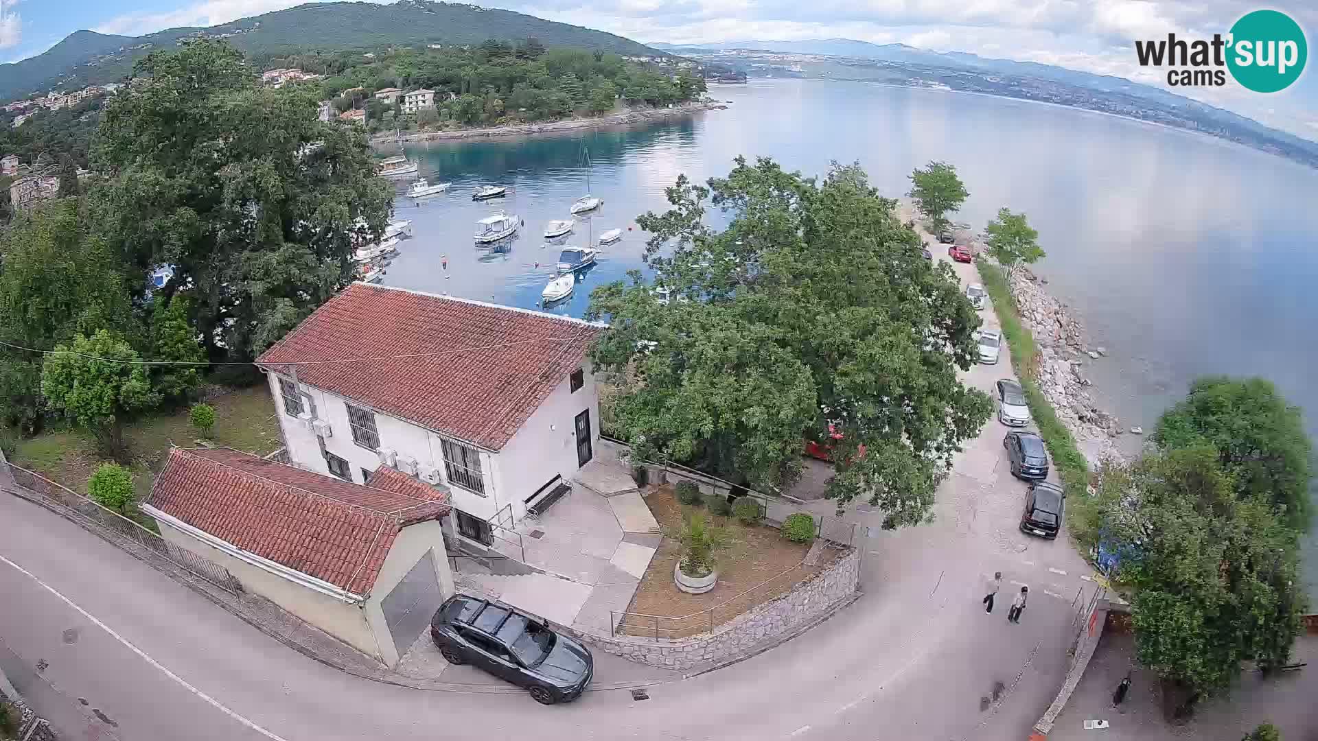 Ika Harbor Webcam – LIVE View of the Harbor and Opatija Lights