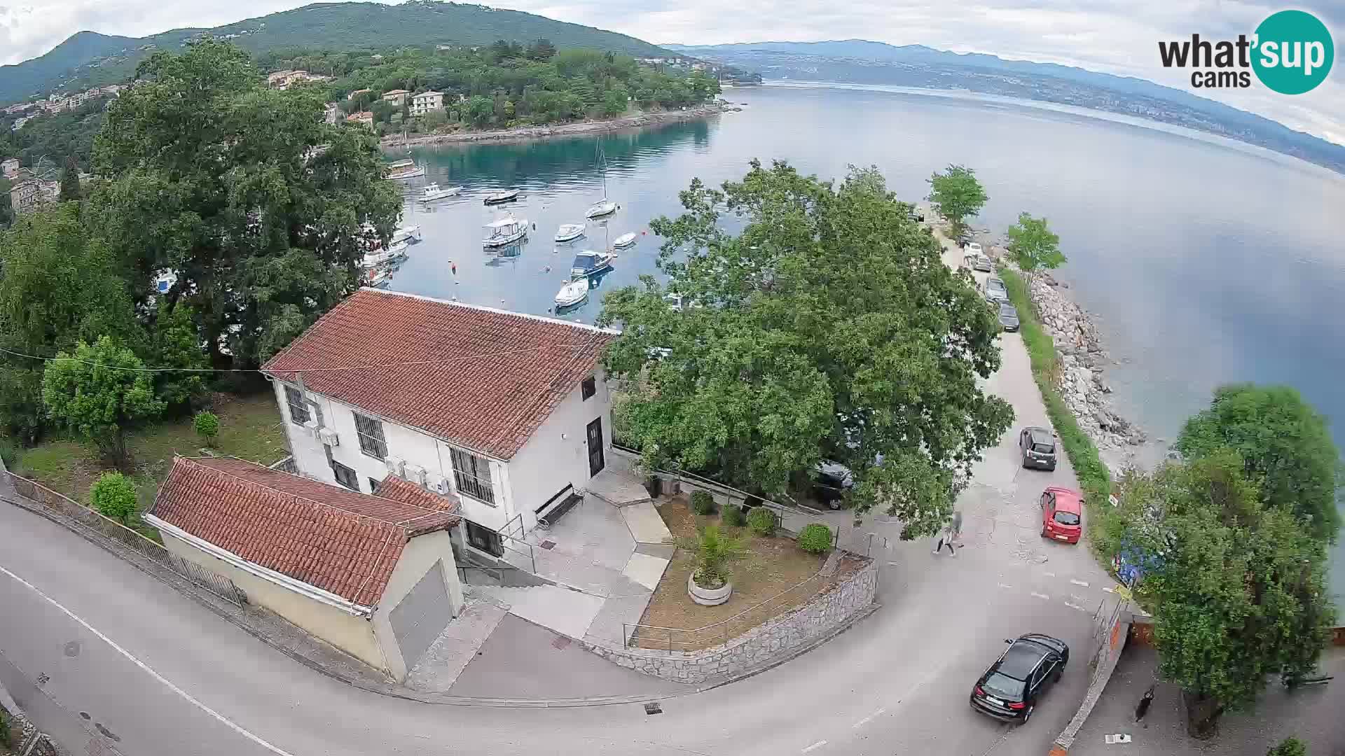 Ika Harbor Webcam – LIVE View of the Harbor and Opatija Lights
