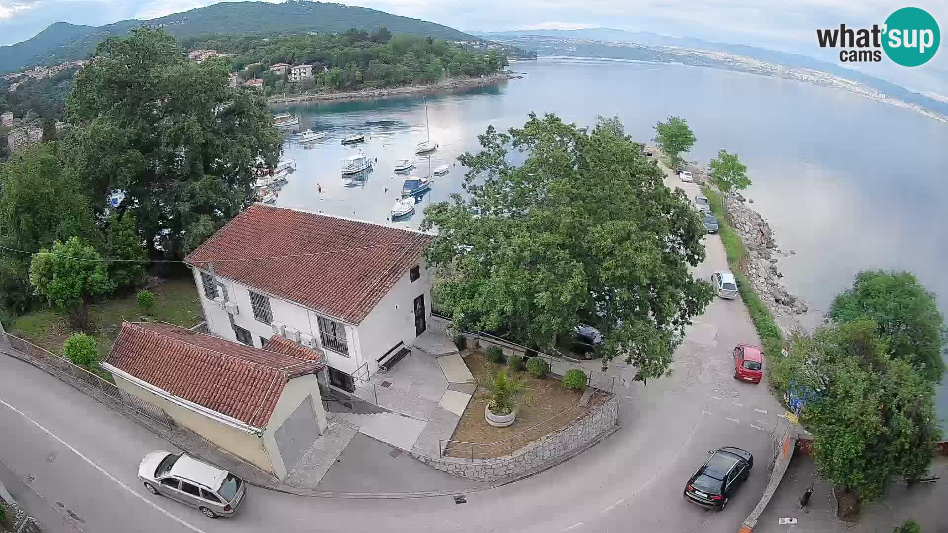 Ika Harbor Webcam – LIVE View of the Harbor and Opatija Lights