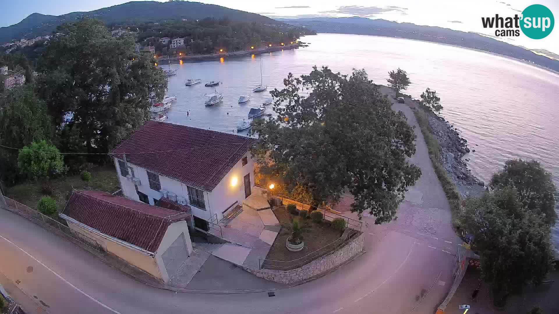 Webcam puerto de Ika – Vista en directo y luces de Opatija