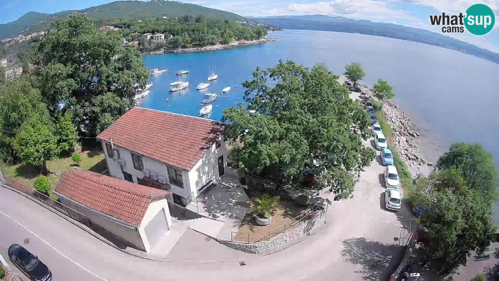 Ika Harbor Webcam – LIVE View of the Harbor and Opatija Lights