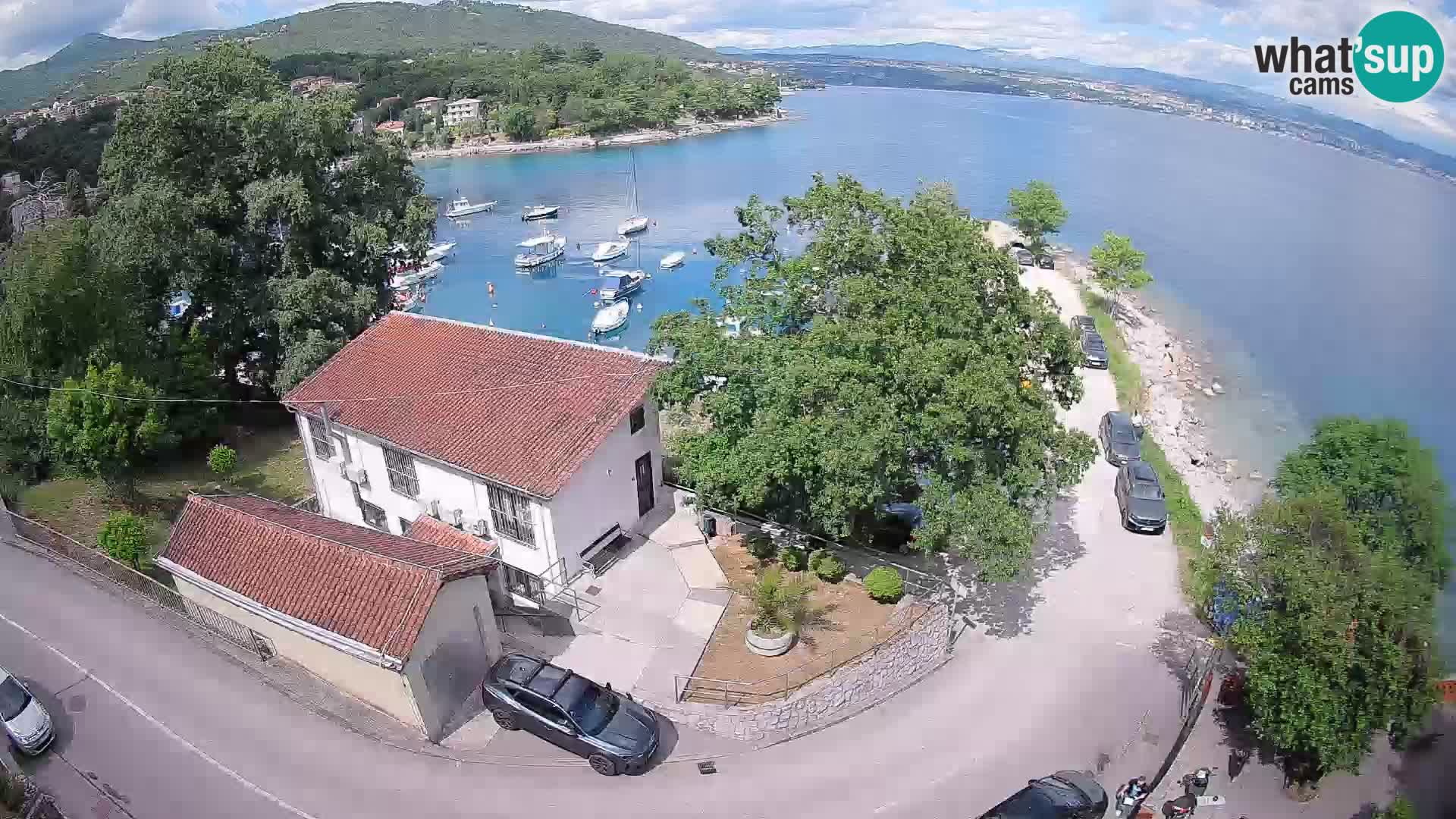 Ika Harbor Webcam – LIVE View of the Harbor and Opatija Lights