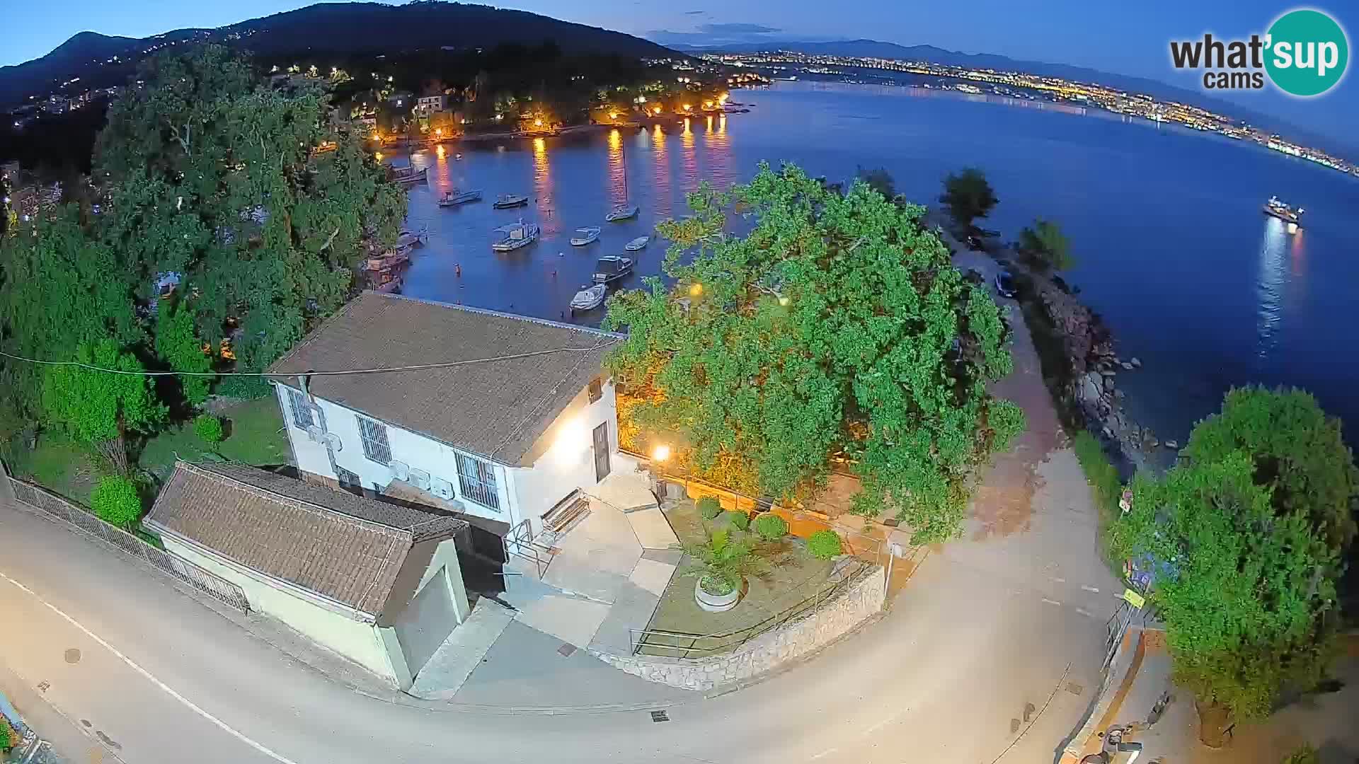 Webcam porto Ika – Vista LIVE sul porto e le luci di Opatija