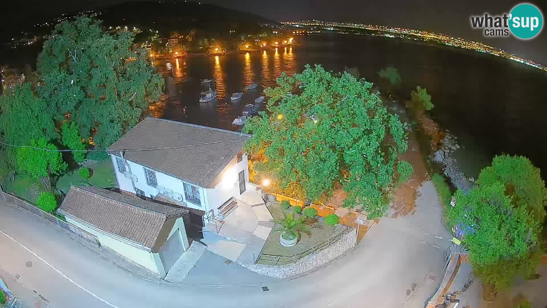 Webcam puerto de Ika – Vista en directo y luces de Opatija