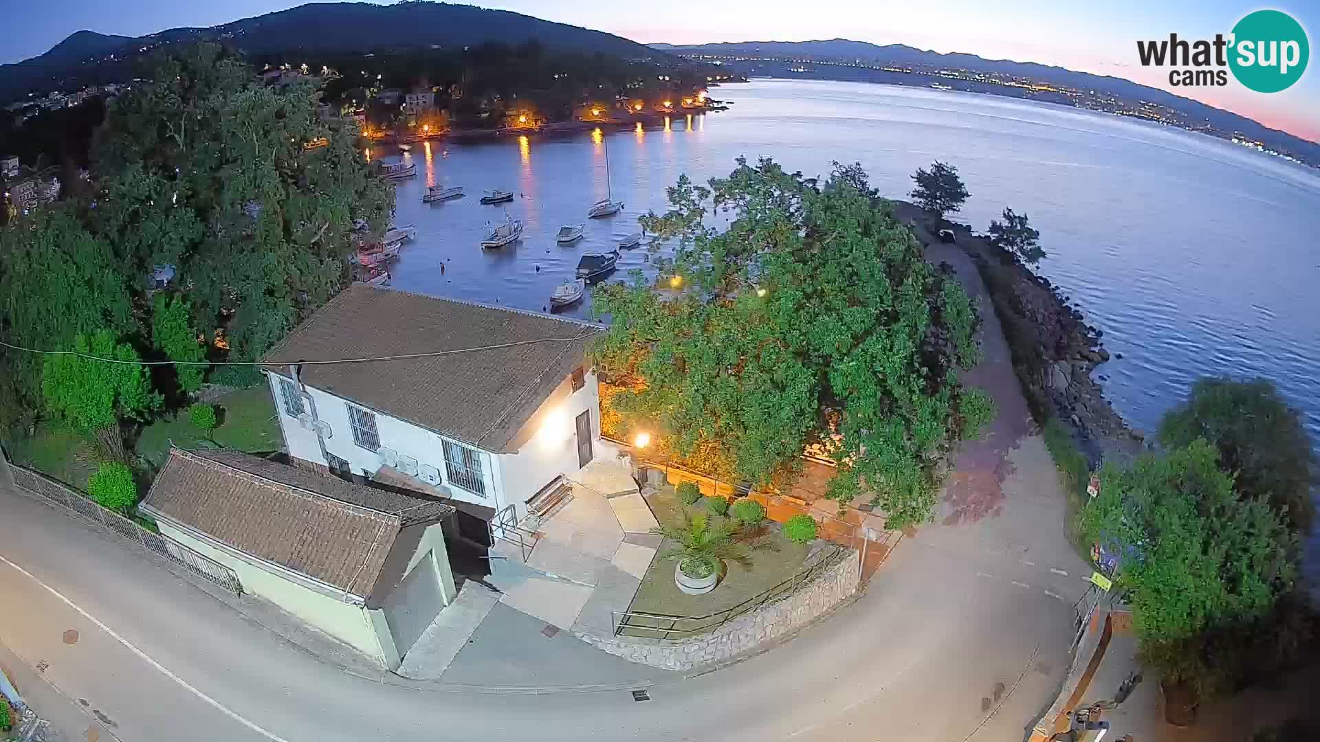Webcam Ika Hafen – LIVE Blick auf den Hafen und die Lichter von Opatija