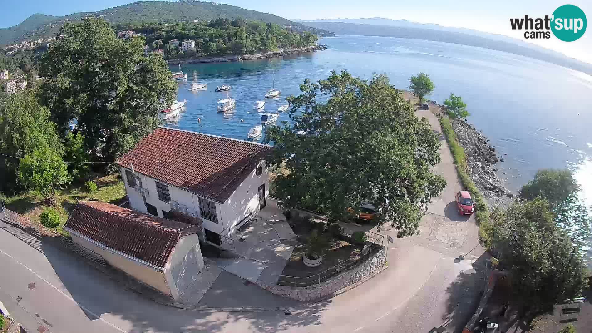 Ika Harbor Webcam – LIVE View of the Harbor and Opatija Lights