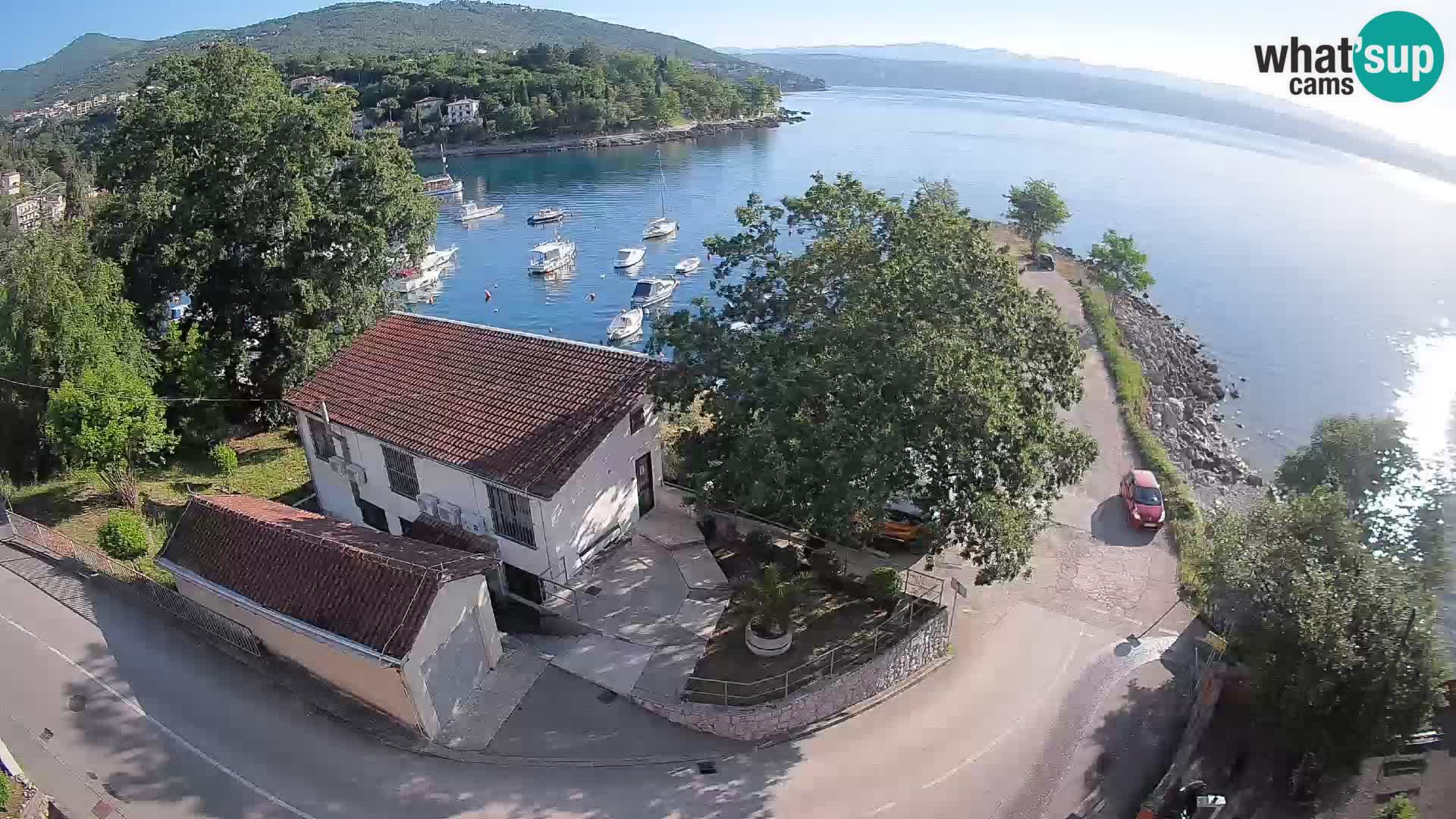 Ika Harbor Webcam – LIVE View of the Harbor and Opatija Lights