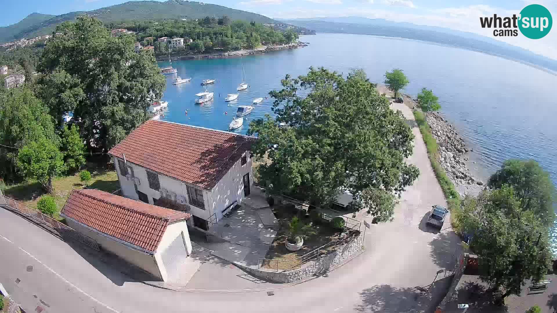 Ika Harbor Webcam – LIVE View of the Harbor and Opatija Lights