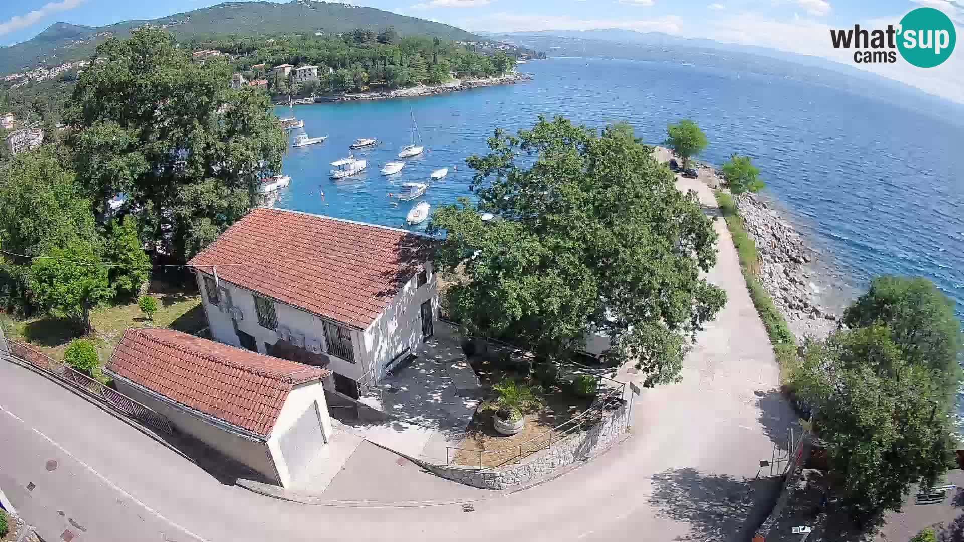Ika Harbor Webcam – LIVE View of the Harbor and Opatija Lights