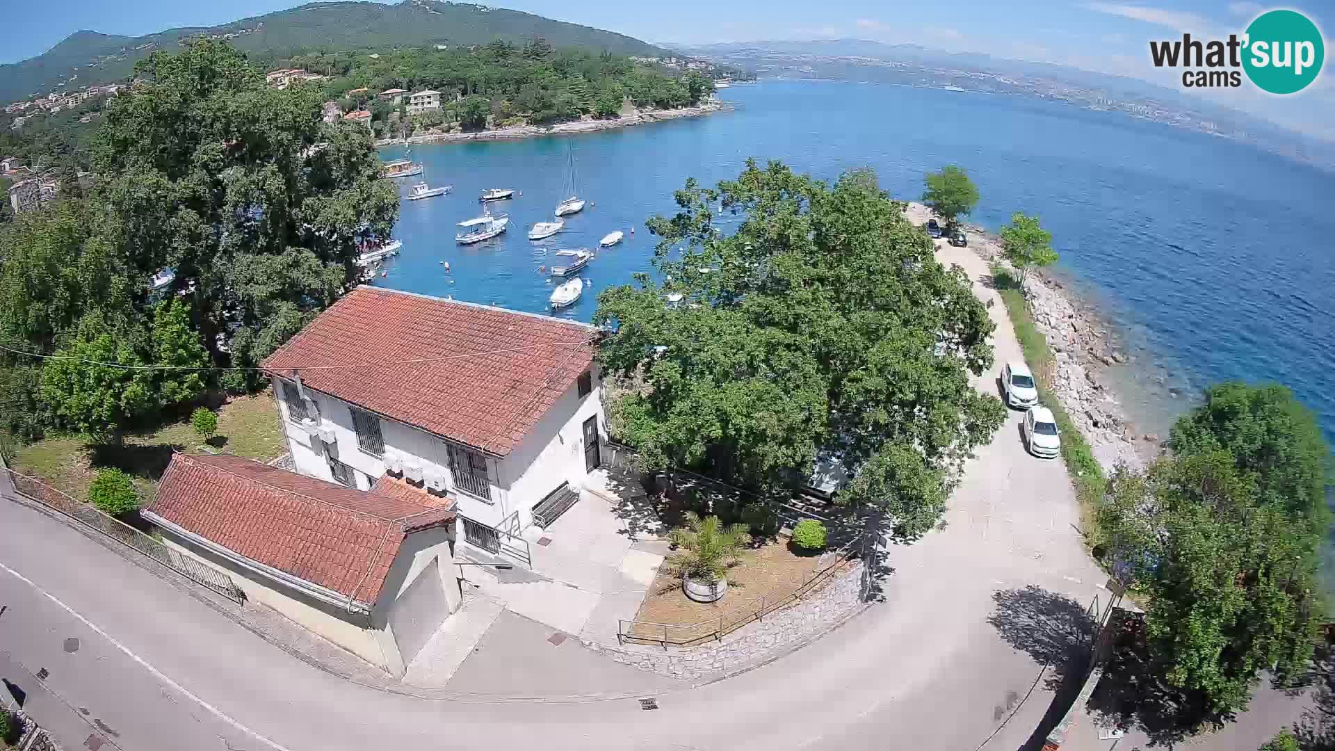 Ika Harbor Webcam – LIVE View of the Harbor and Opatija Lights