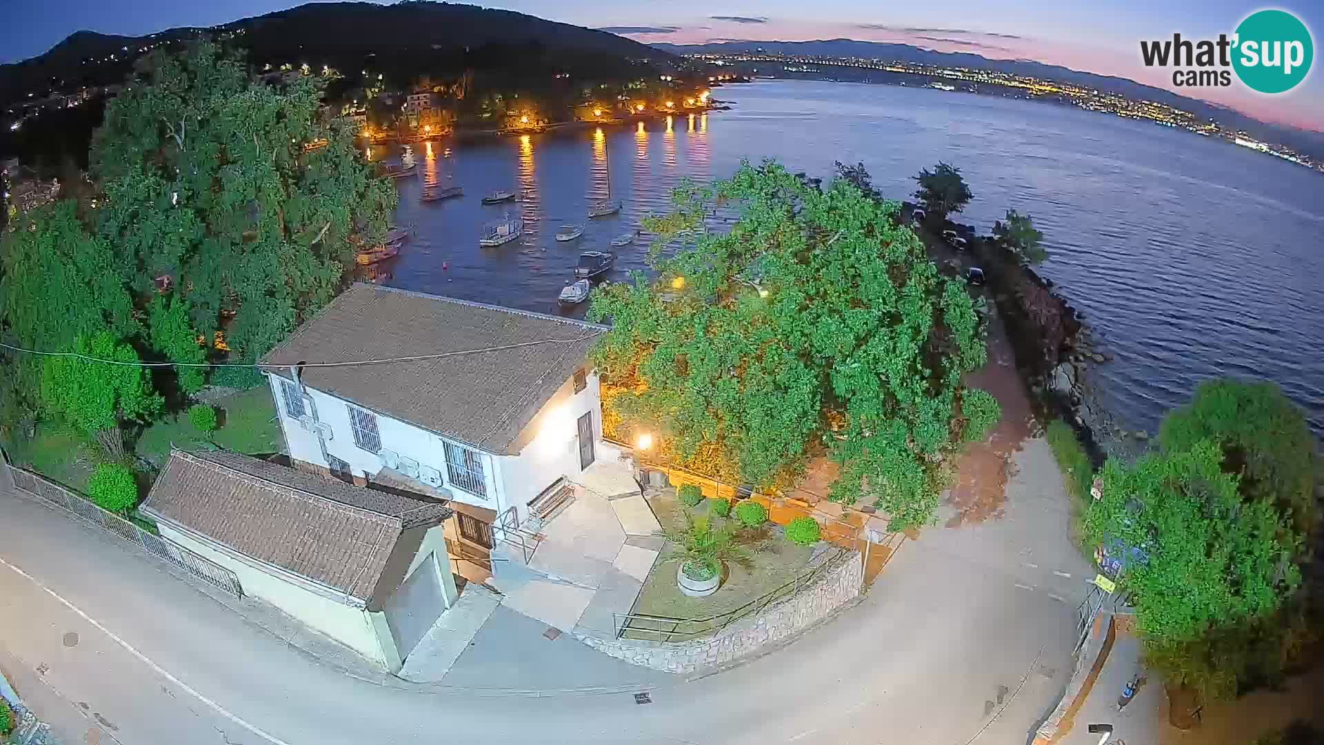 Webcam porto Ika – Vista LIVE sul porto e le luci di Opatija
