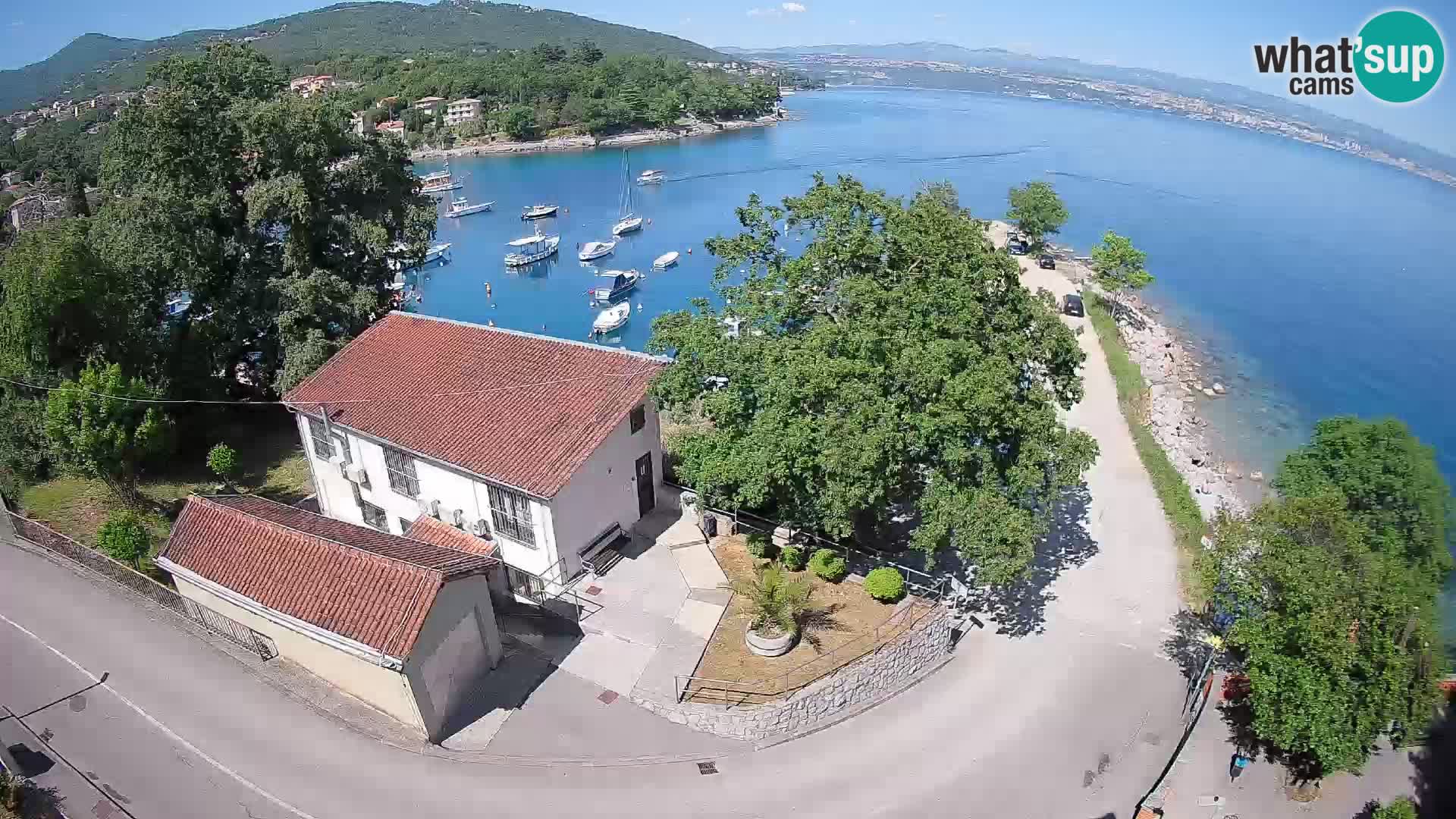 Ika Harbor Webcam – LIVE View of the Harbor and Opatija Lights