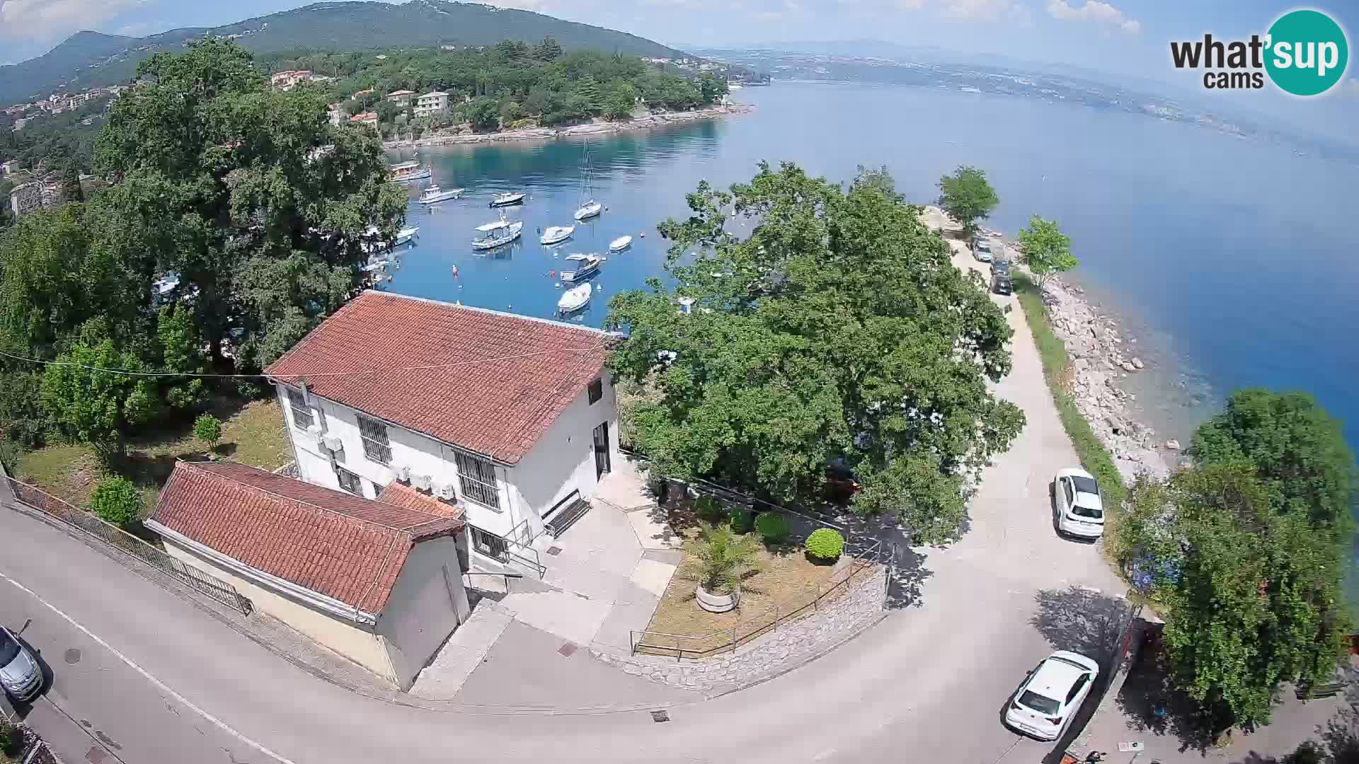 Ika Harbor Webcam – LIVE View of the Harbor and Opatija Lights