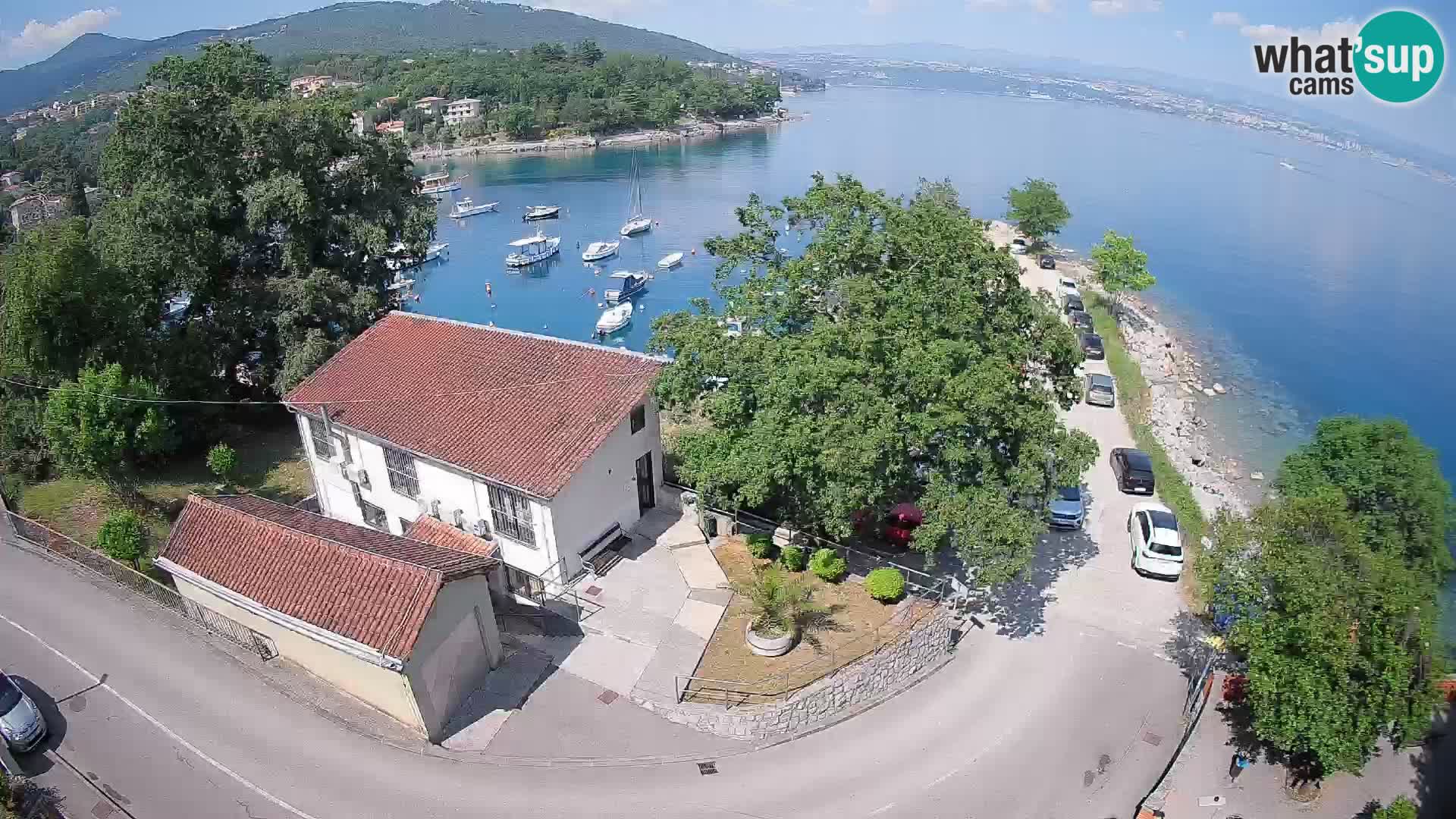 Ika Harbor Webcam – LIVE View of the Harbor and Opatija Lights