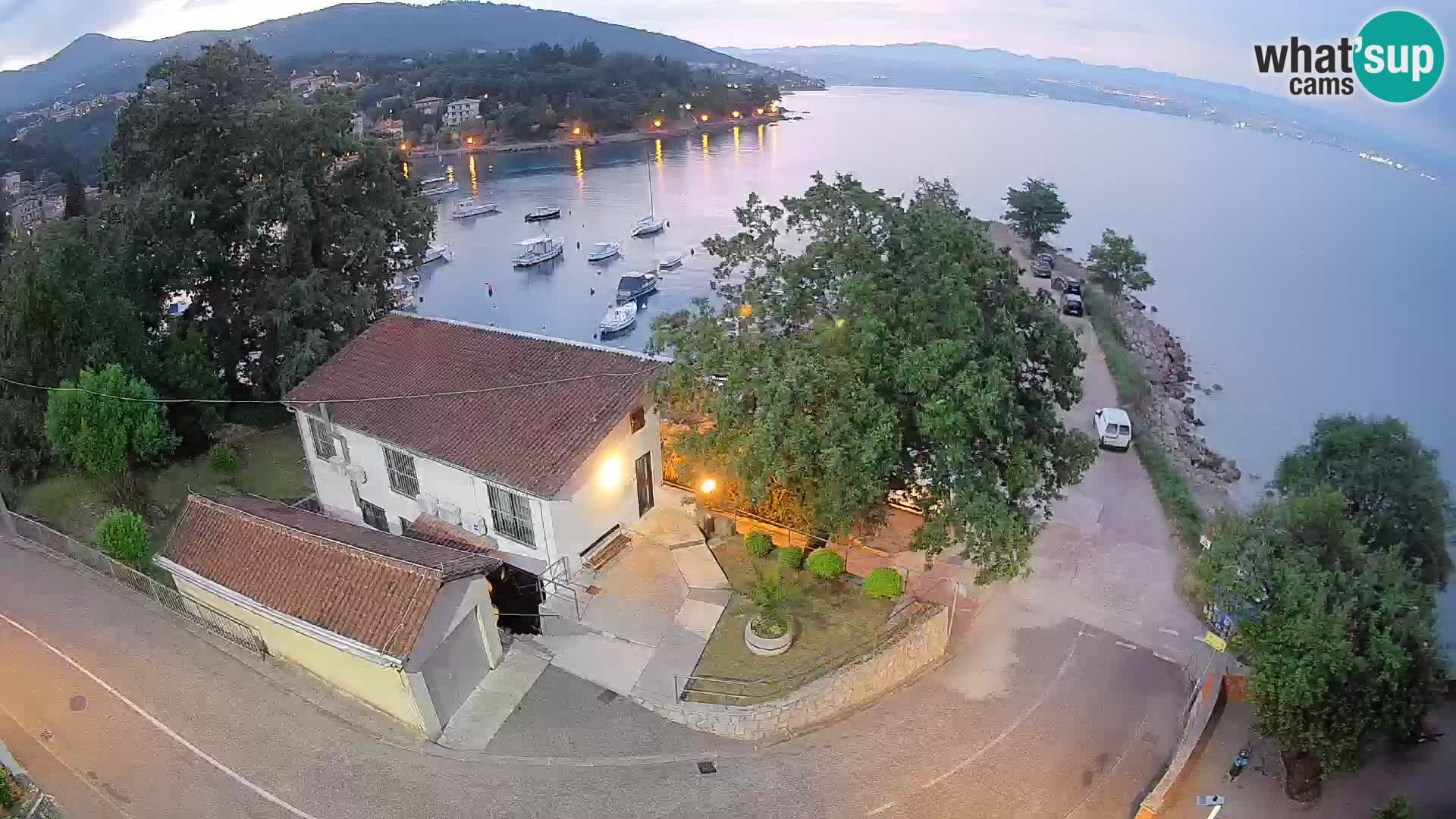 Webcam puerto de Ika – Vista en directo y luces de Opatija