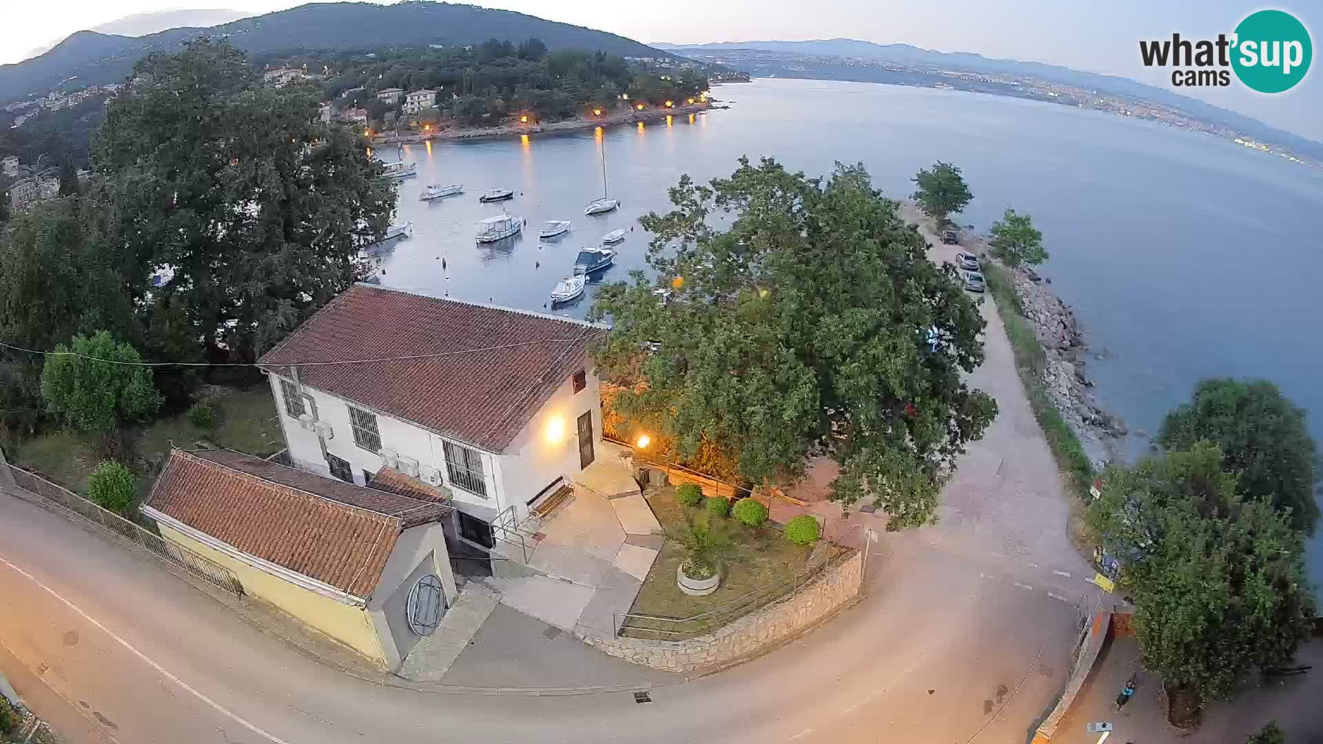 Webcam porto Ika – Vista LIVE sul porto e le luci di Opatija