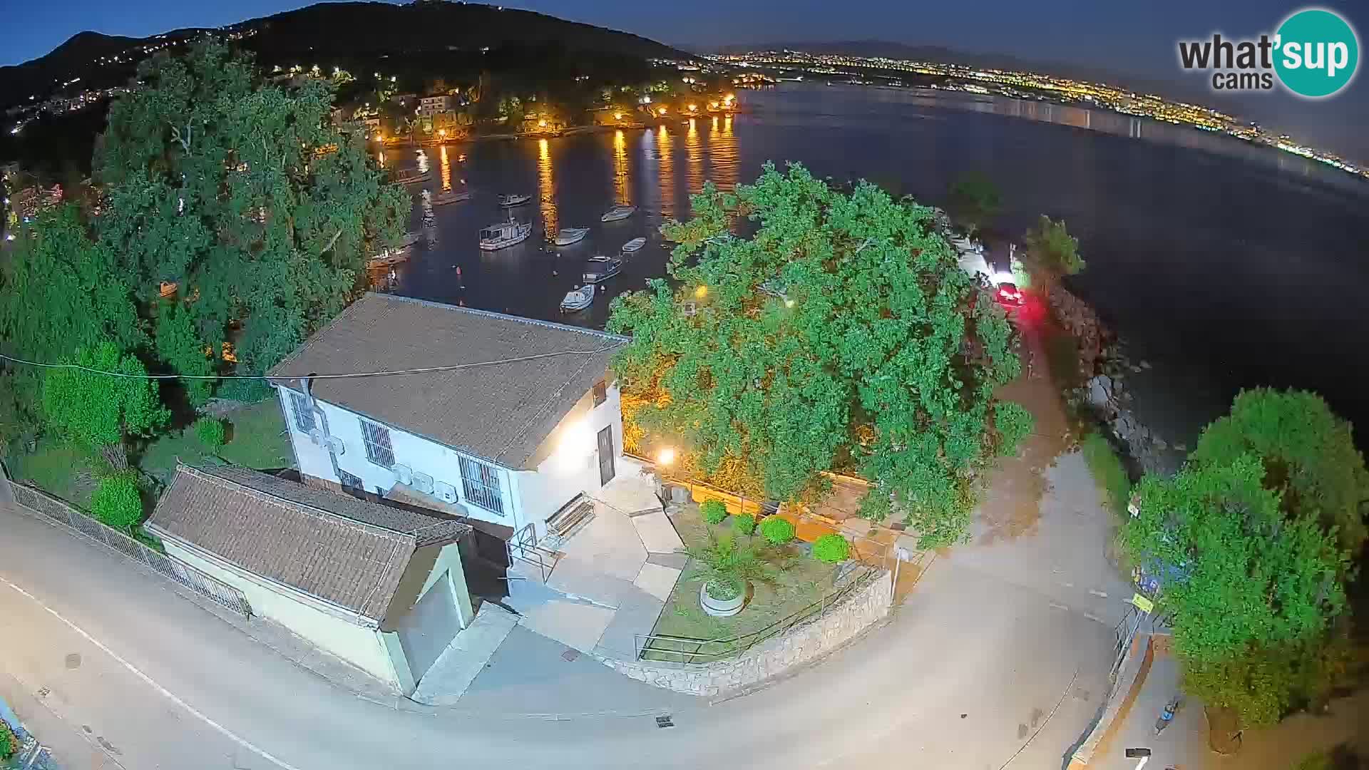 Webcam porto Ika – Vista LIVE sul porto e le luci di Opatija