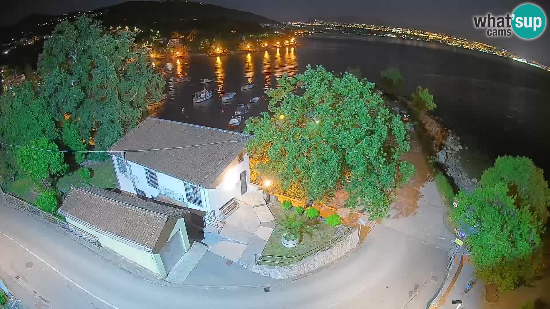 Webcam puerto de Ika – Vista en directo y luces de Opatija