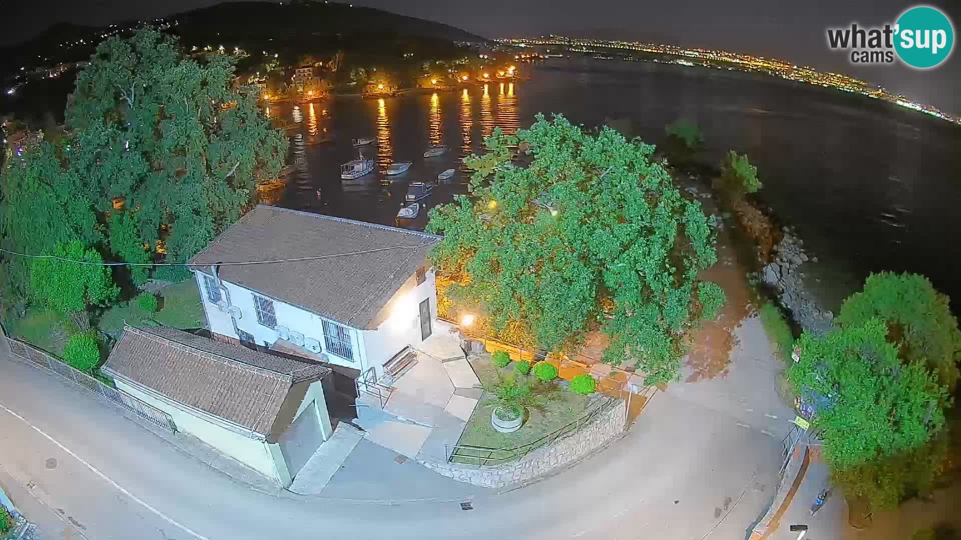 Webcam puerto de Ika – Vista en directo y luces de Opatija
