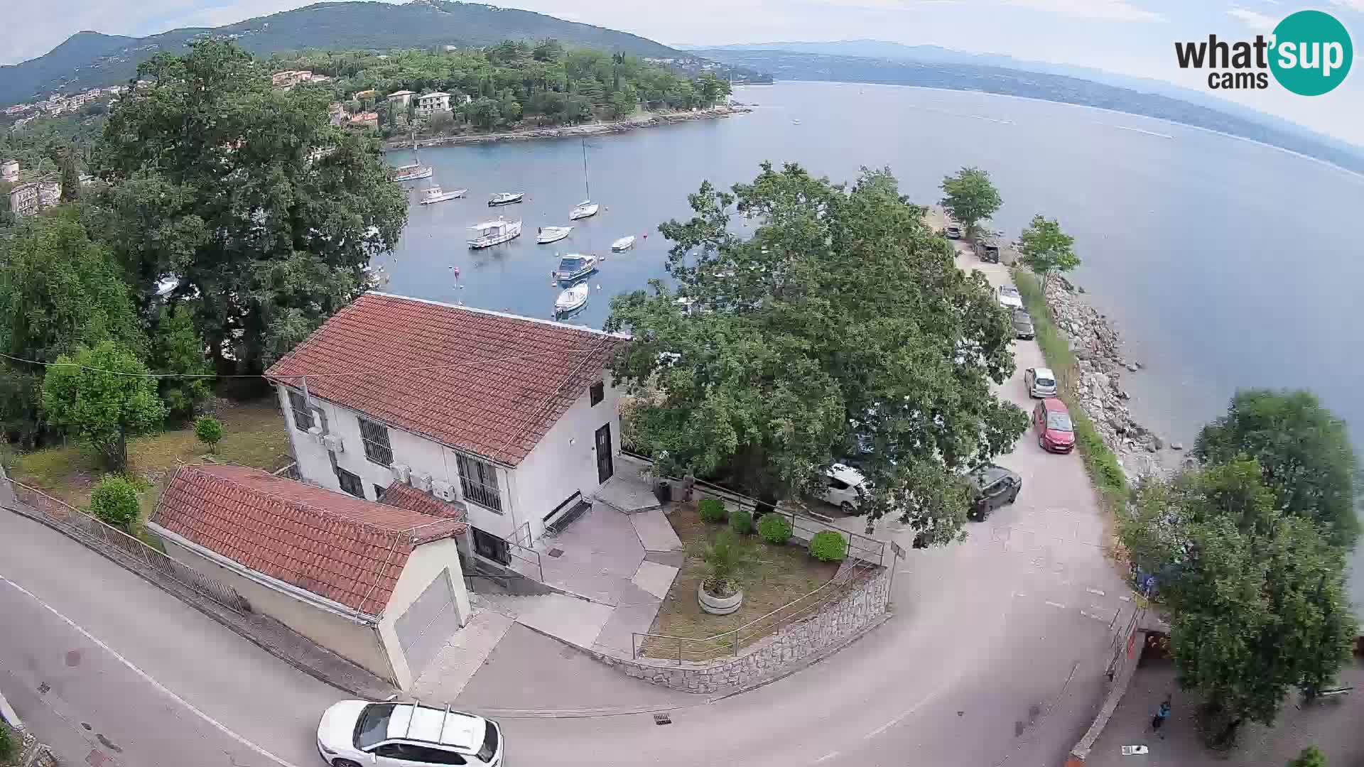 Ika Harbor Webcam – LIVE View of the Harbor and Opatija Lights