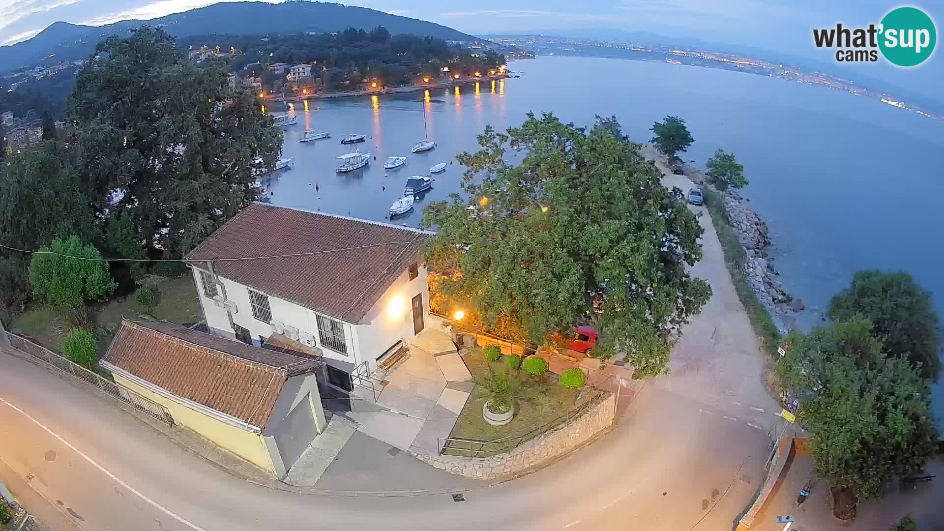 Webcam porto Ika – Vista LIVE sul porto e le luci di Opatija