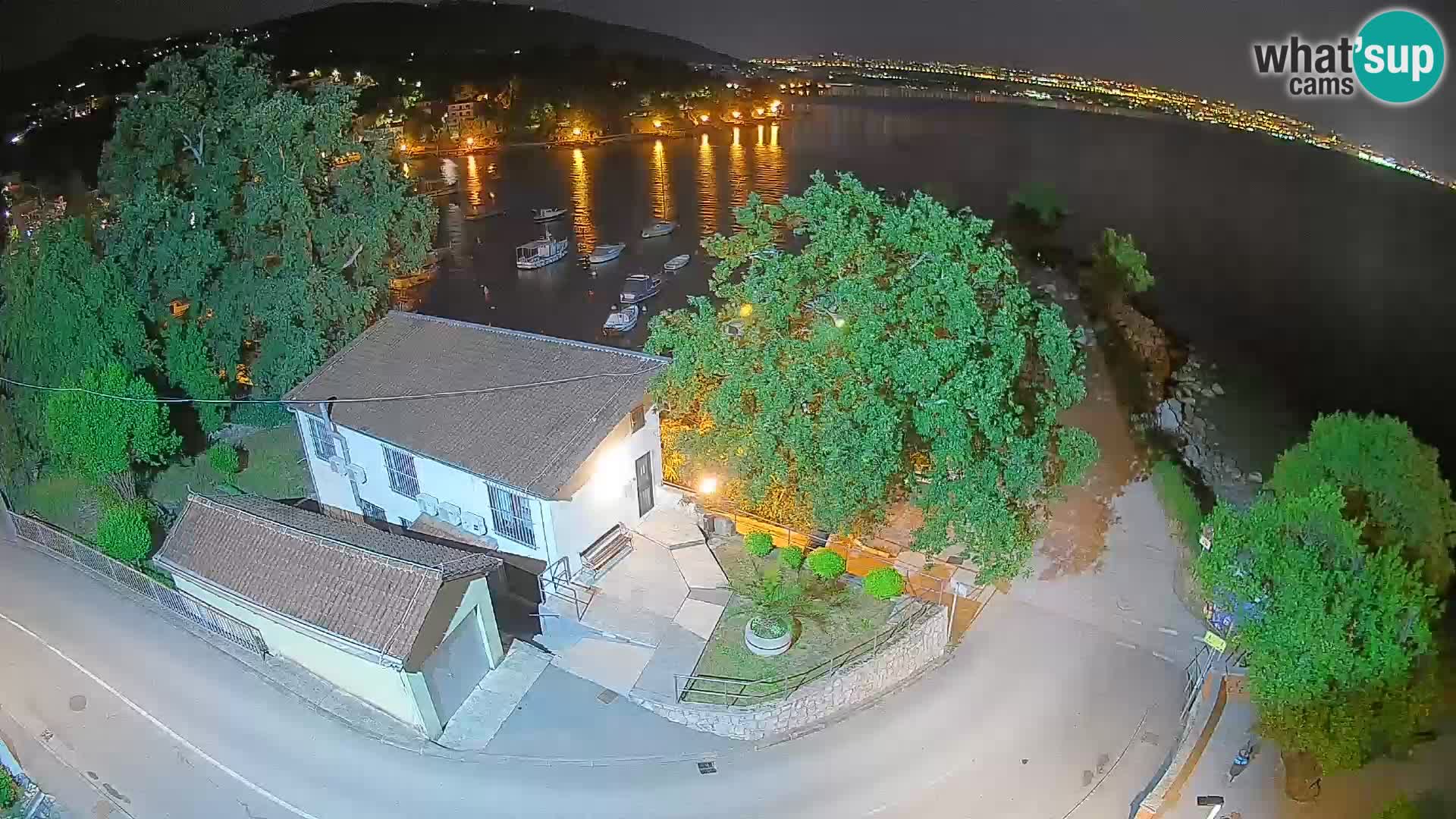 Webcam puerto de Ika – Vista en directo y luces de Opatija