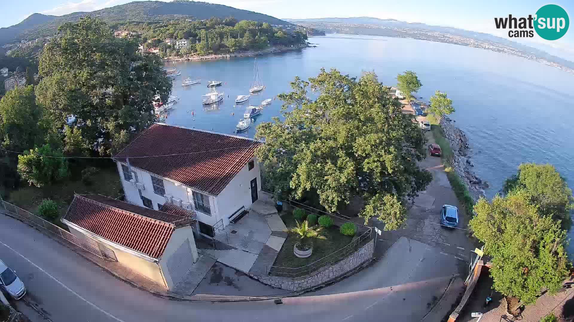Ika Harbor Webcam – LIVE View of the Harbor and Opatija Lights