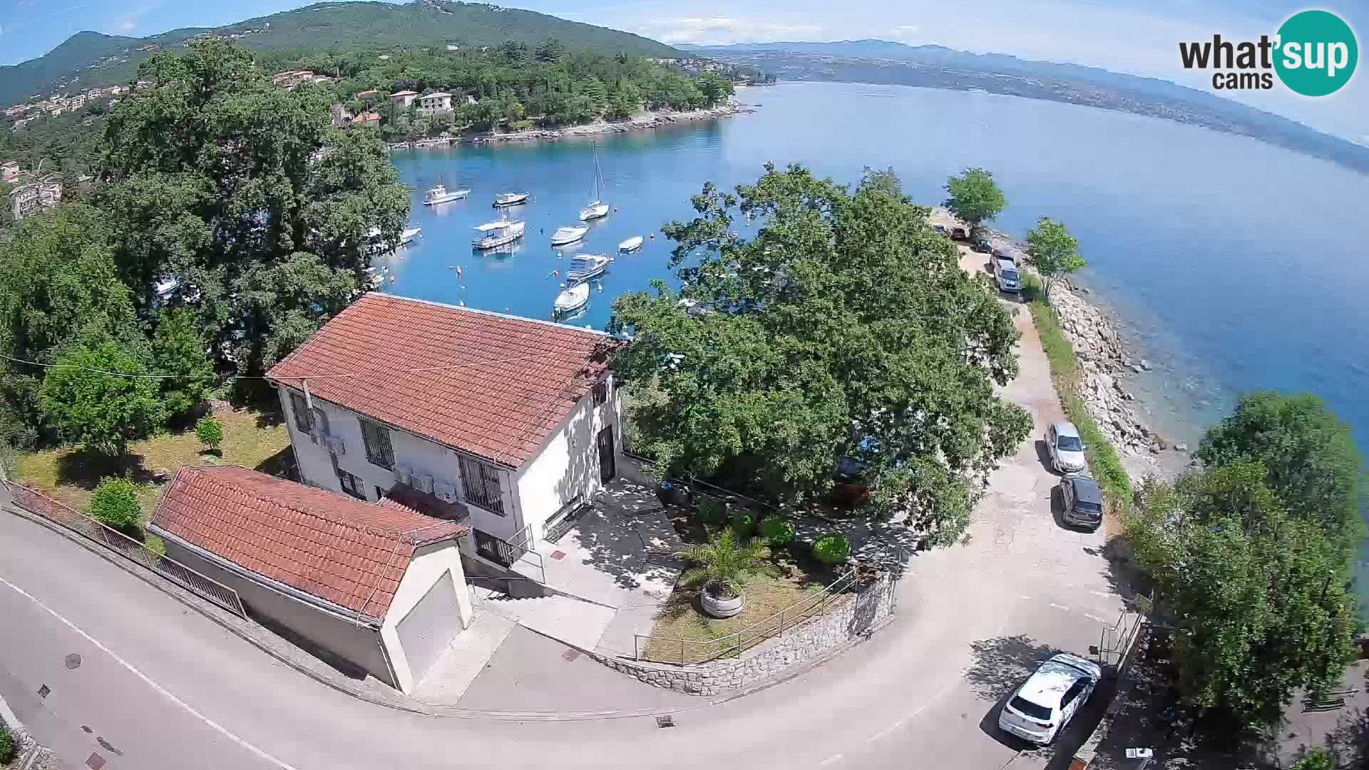 Ika Harbor Webcam – LIVE View of the Harbor and Opatija Lights