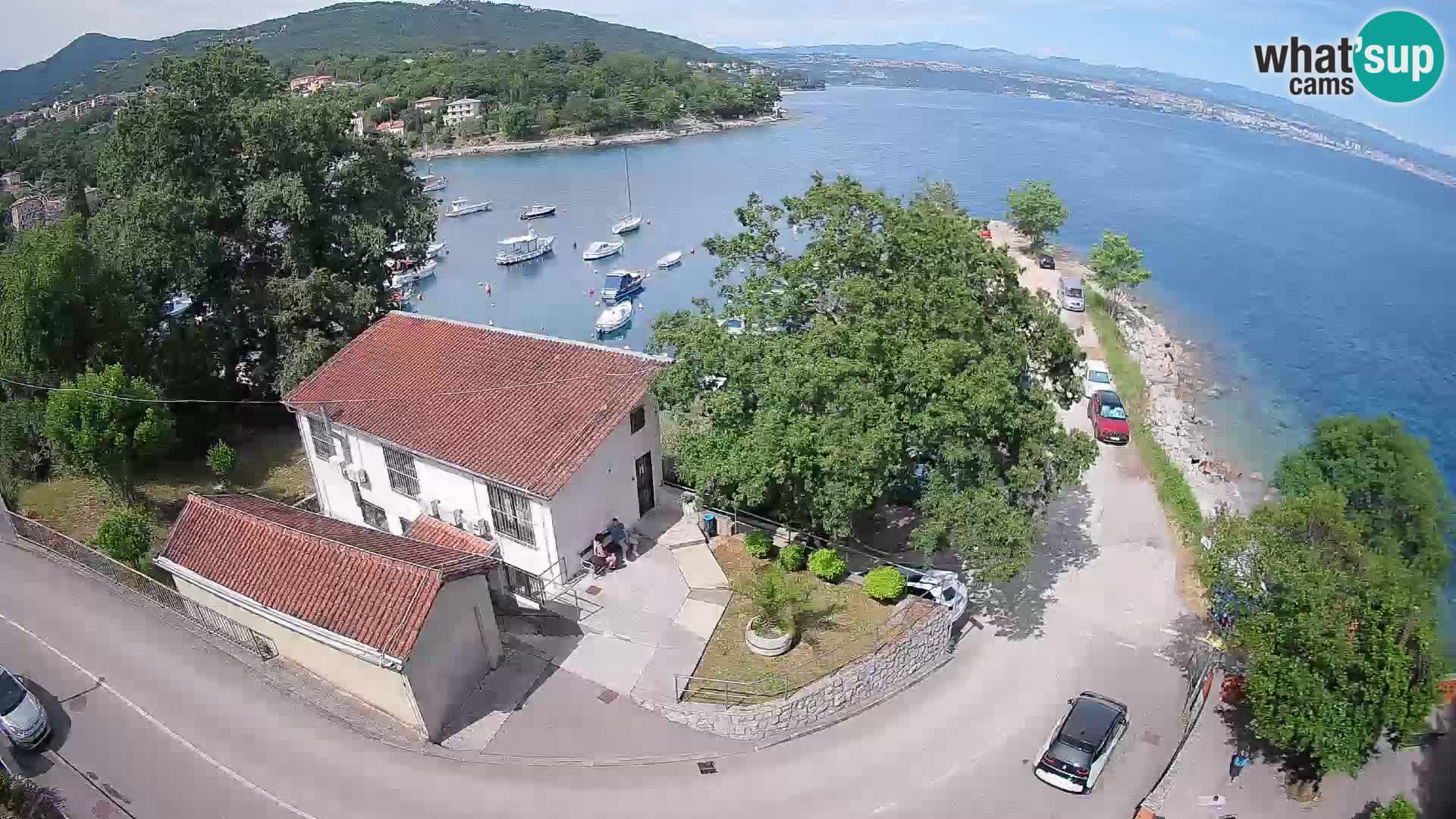 Ika Harbor Webcam – LIVE View of the Harbor and Opatija Lights